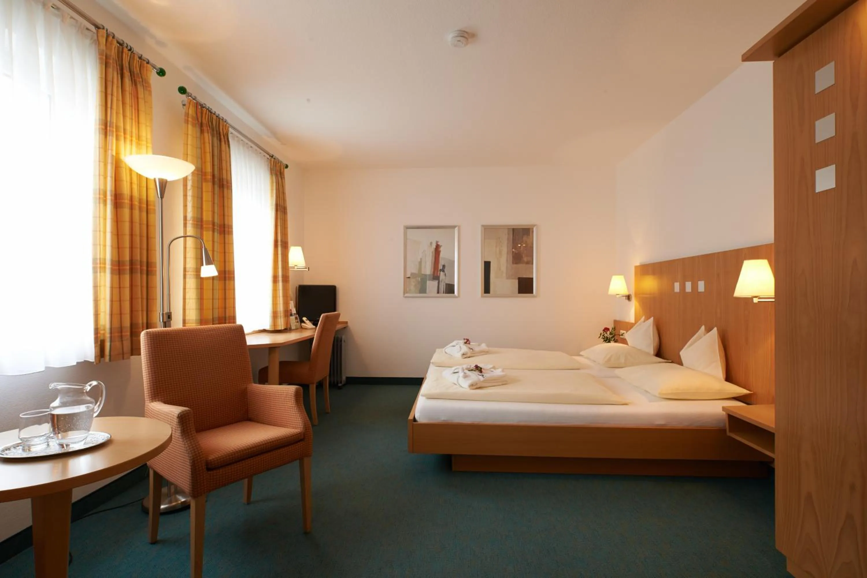 Photo of the whole room, Bed in Hotel Klughardt