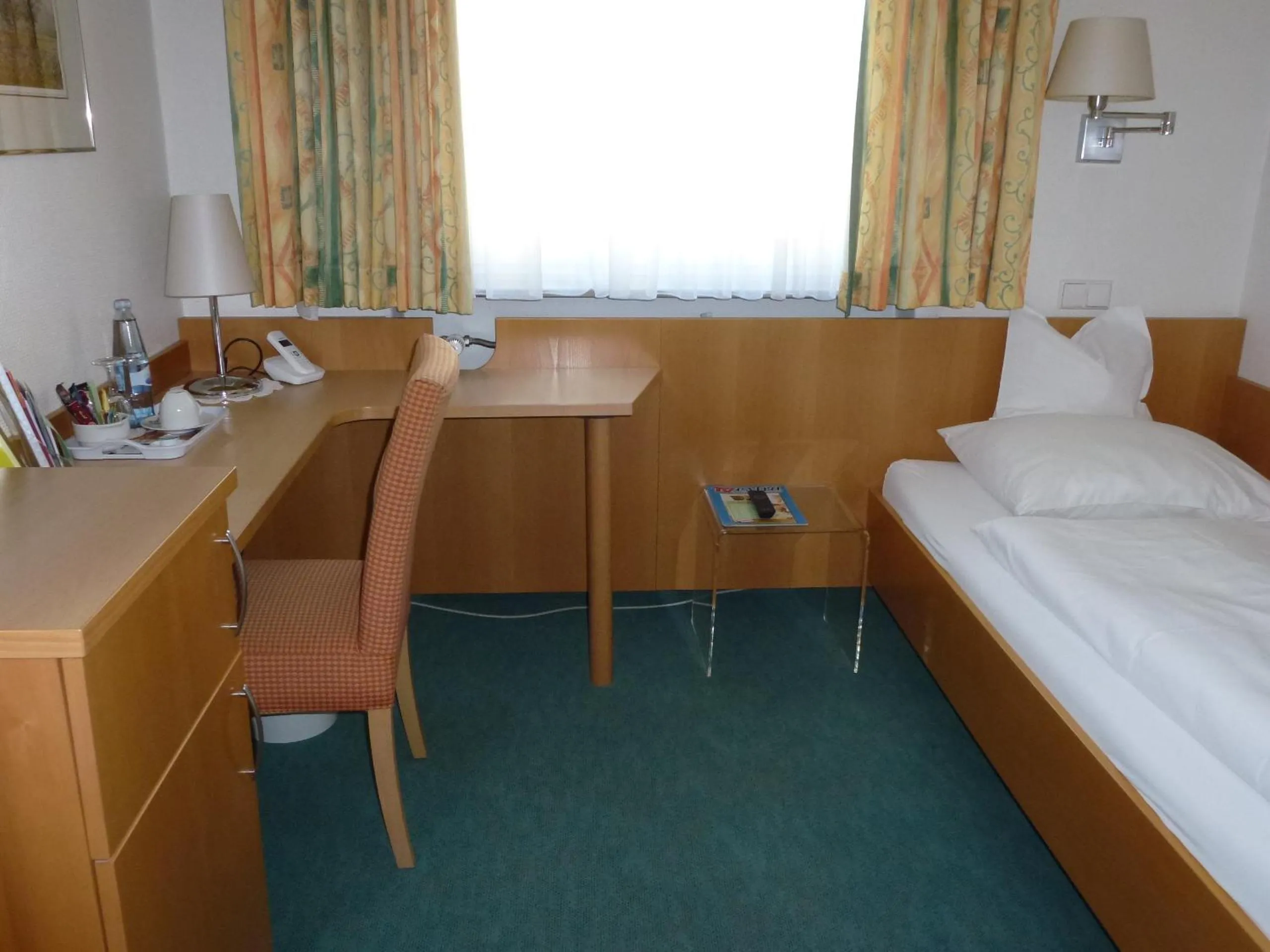 Photo of the whole room, Bed in Hotel Klughardt