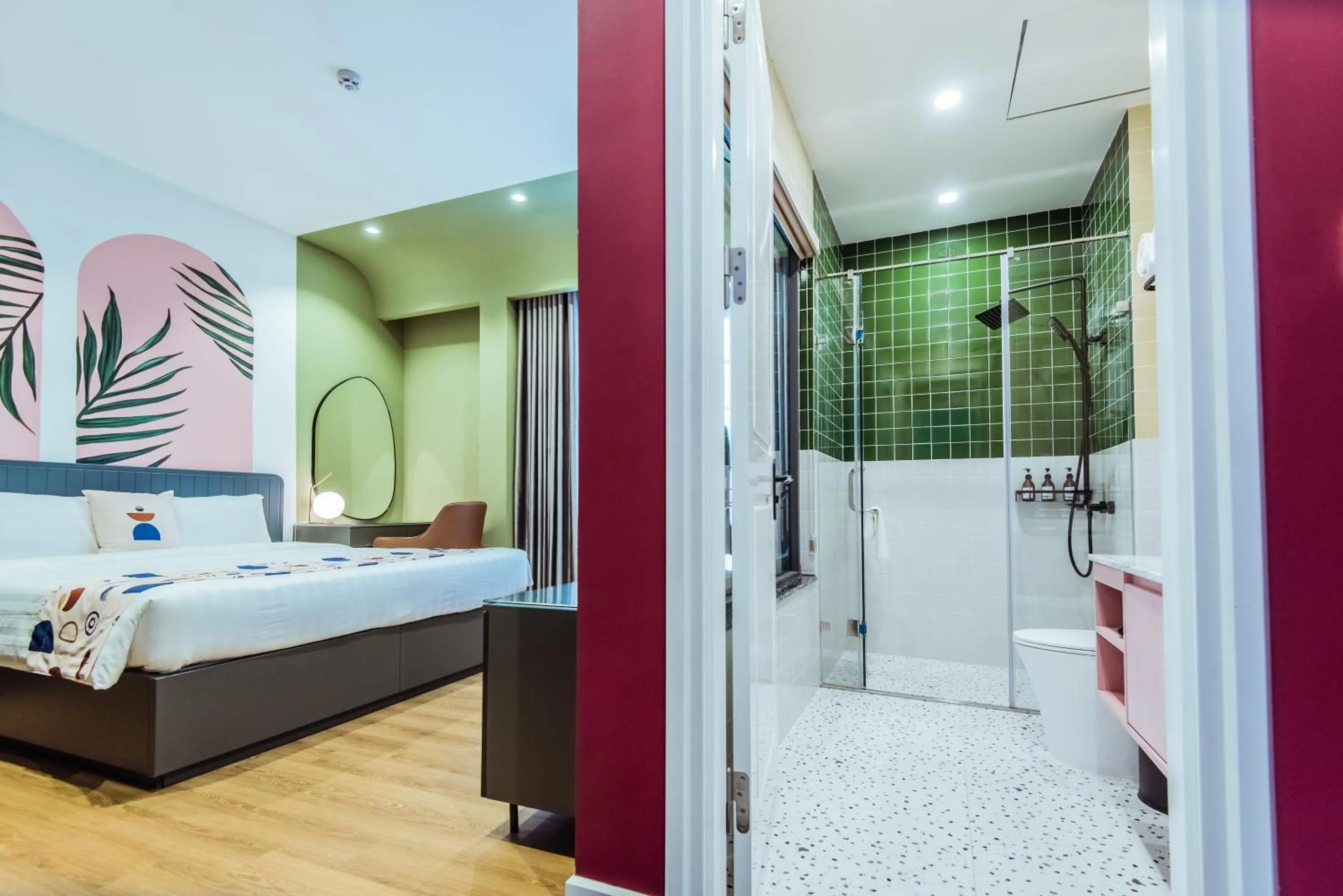 Photo of the whole room, Bed in Palette Collect's Boutique Hotel Ha Long