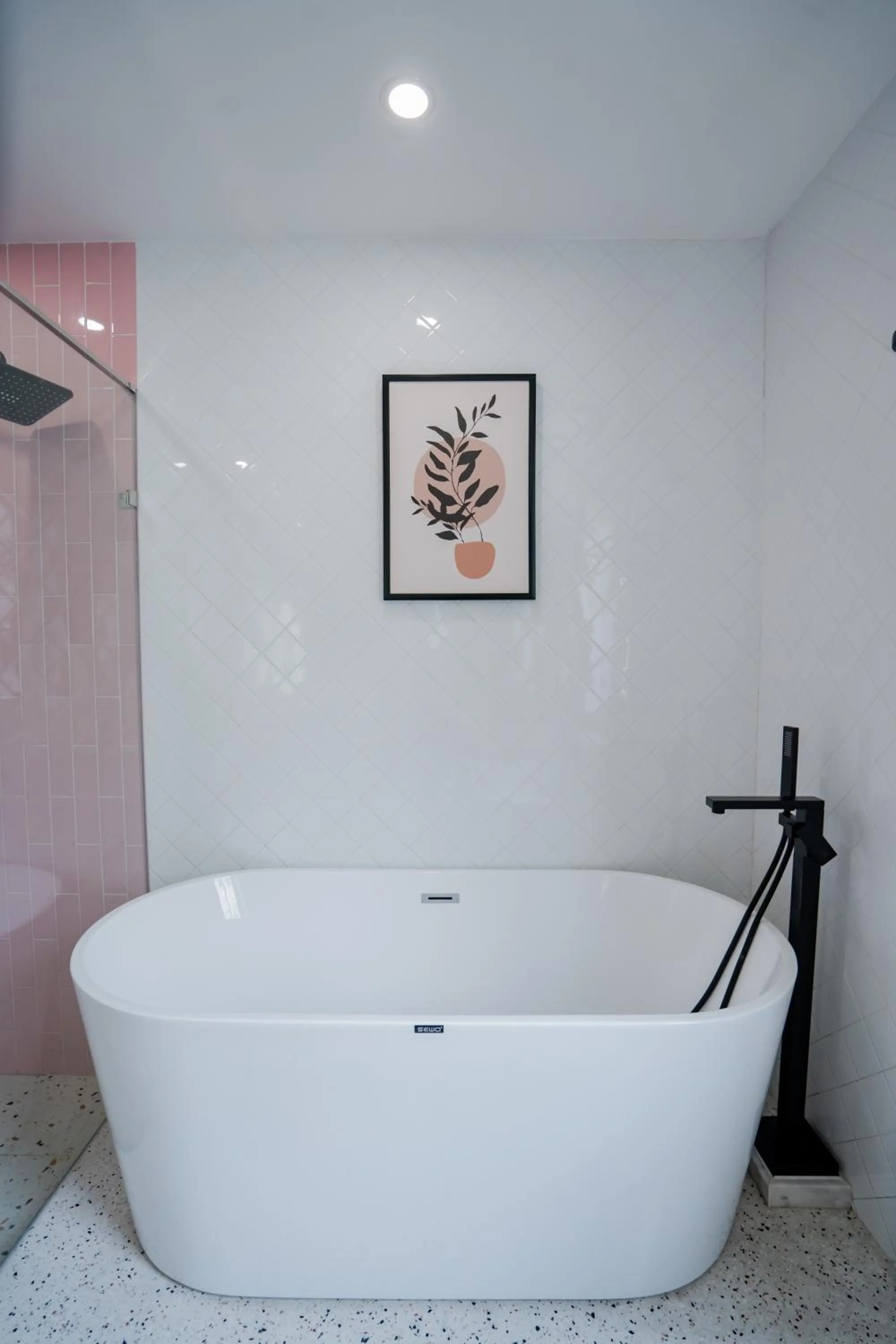 Bathroom in Palette Collect's Boutique Hotel Ha Long