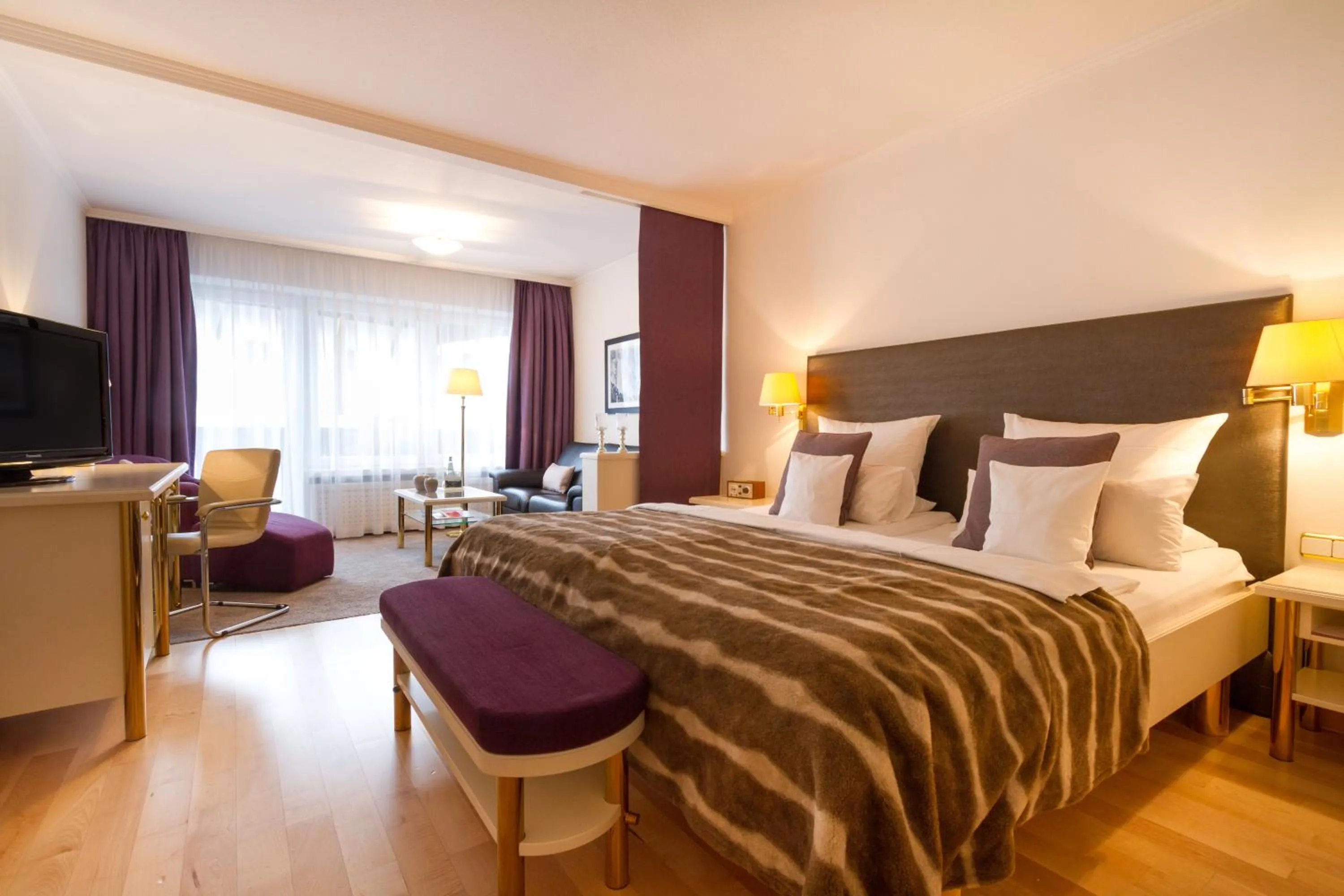 Photo of the whole room, Bed in Hotel Franks