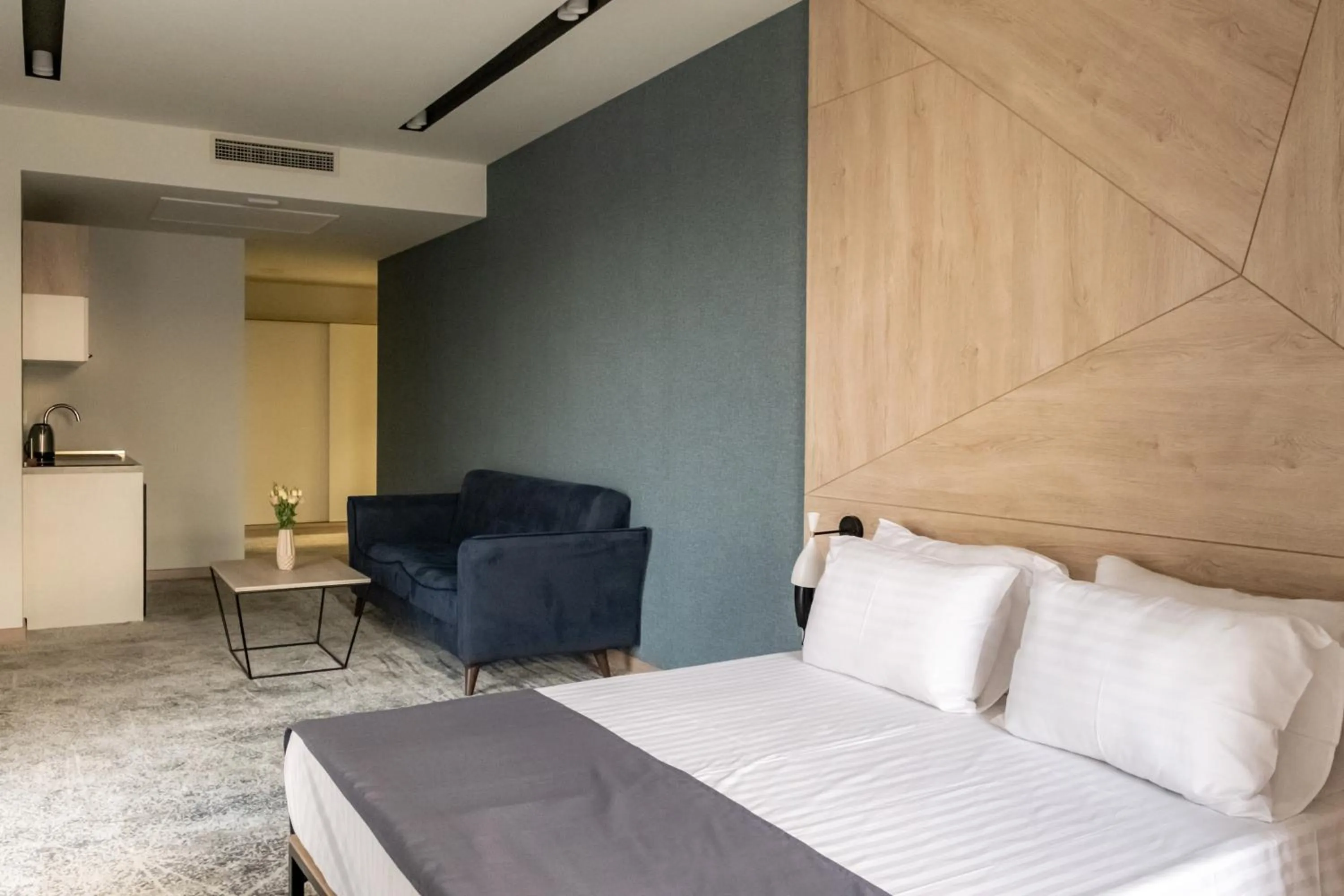 Photo of the whole room, Bed in Rooftop Apart-Hotel