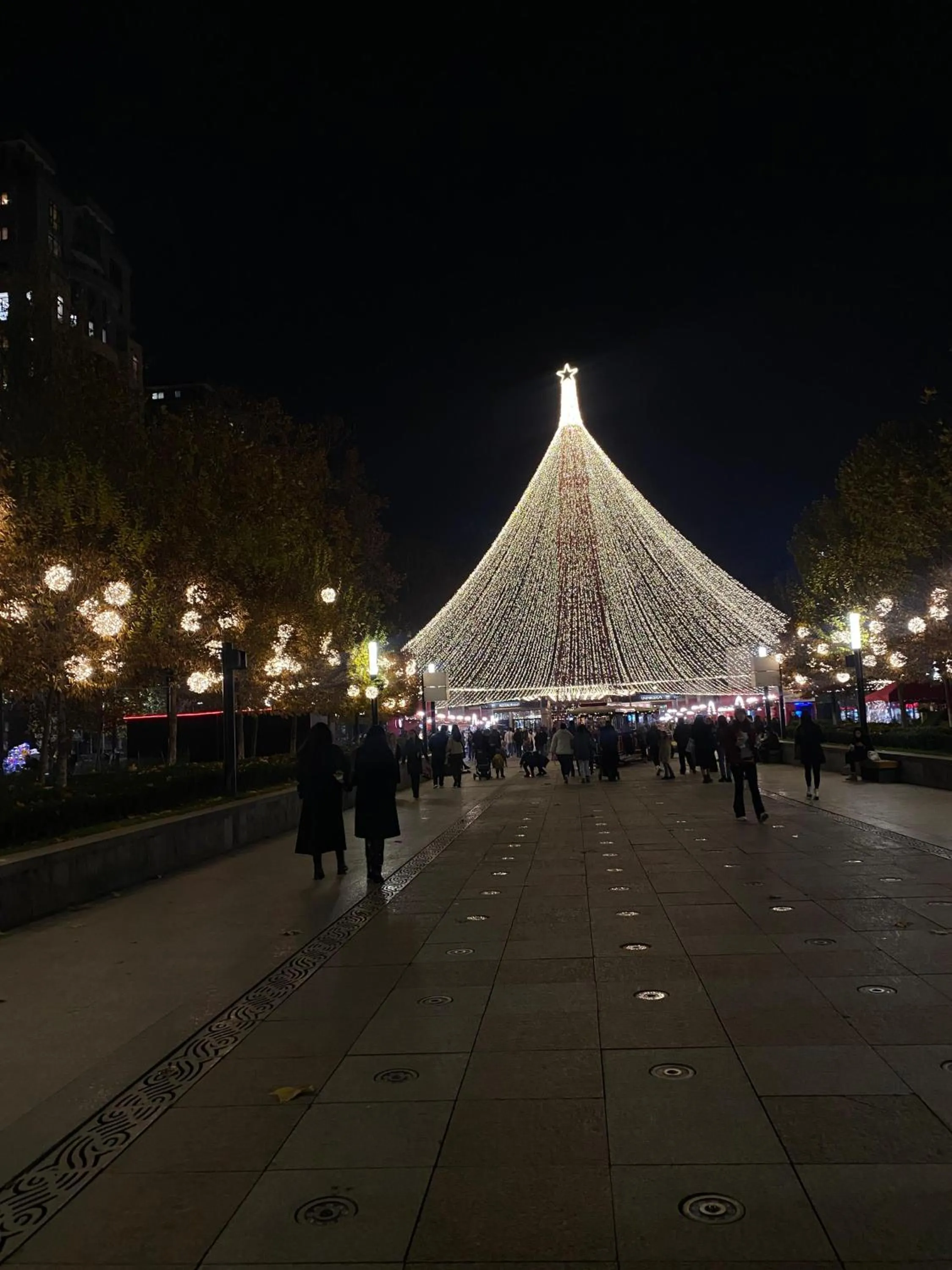 Neighbourhood in Rooftop Apart-Hotel