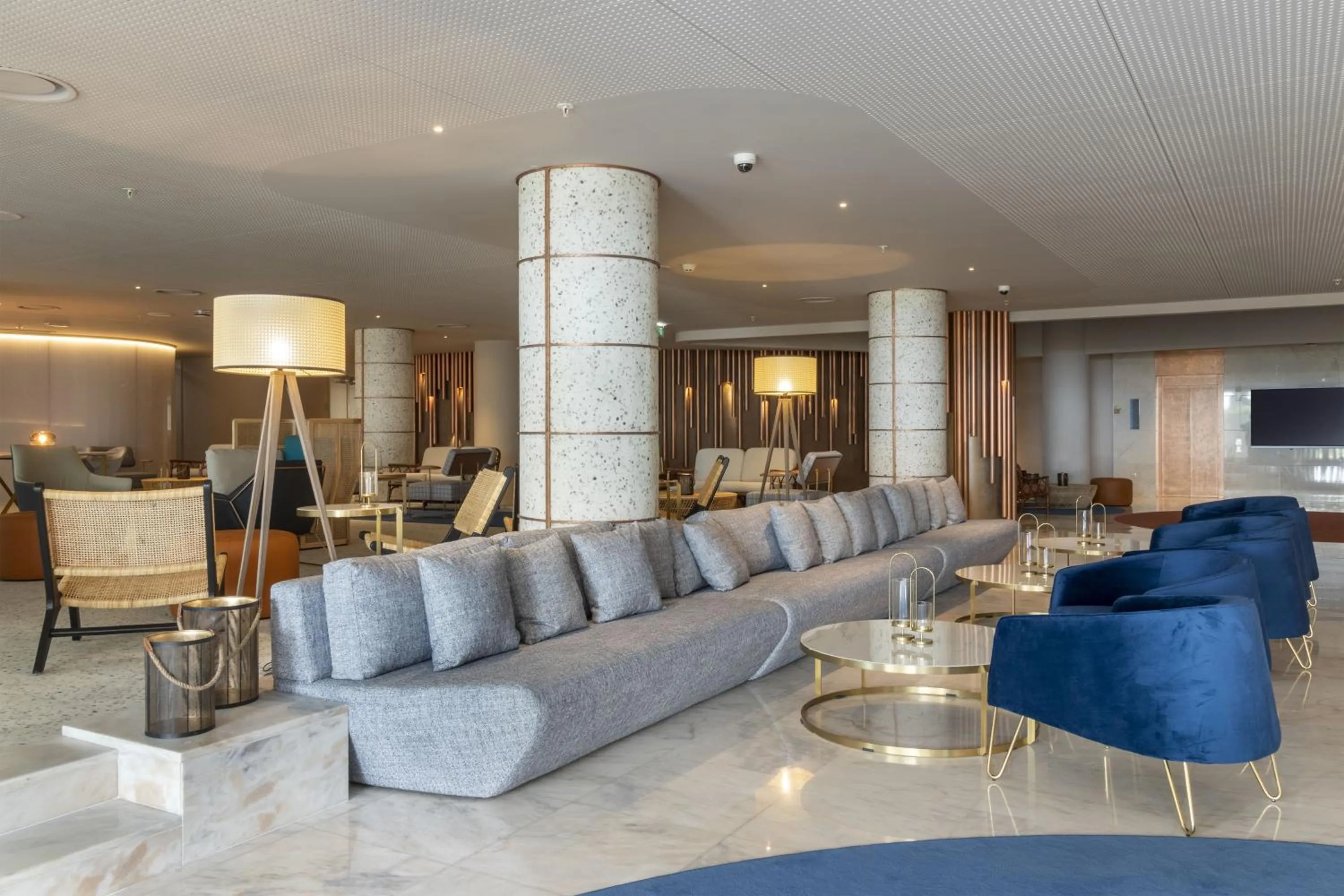 Lobby or reception in NEXT - by Savoy Signature
