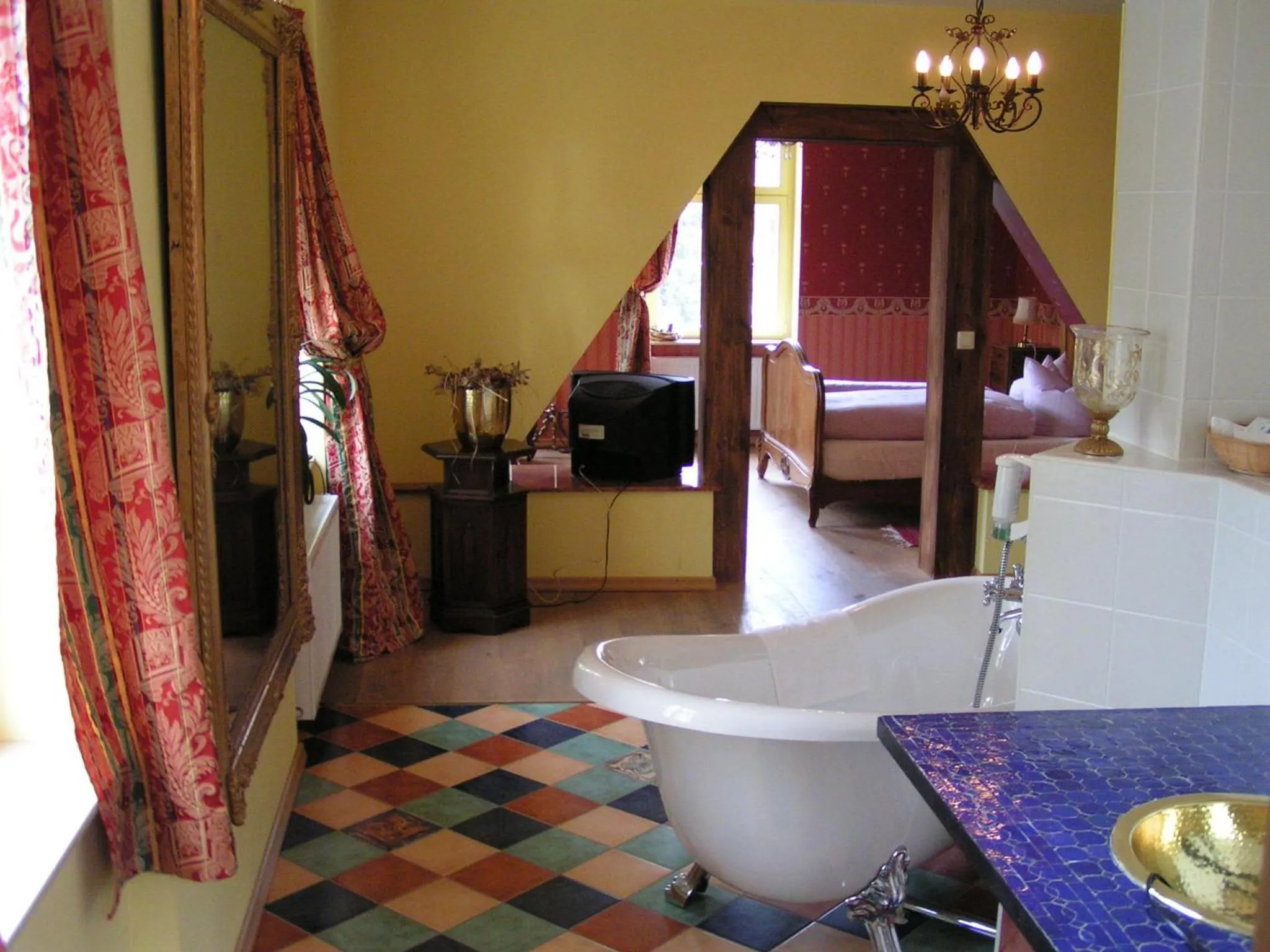 Bed in Wein-Hotel Auberge Mistral