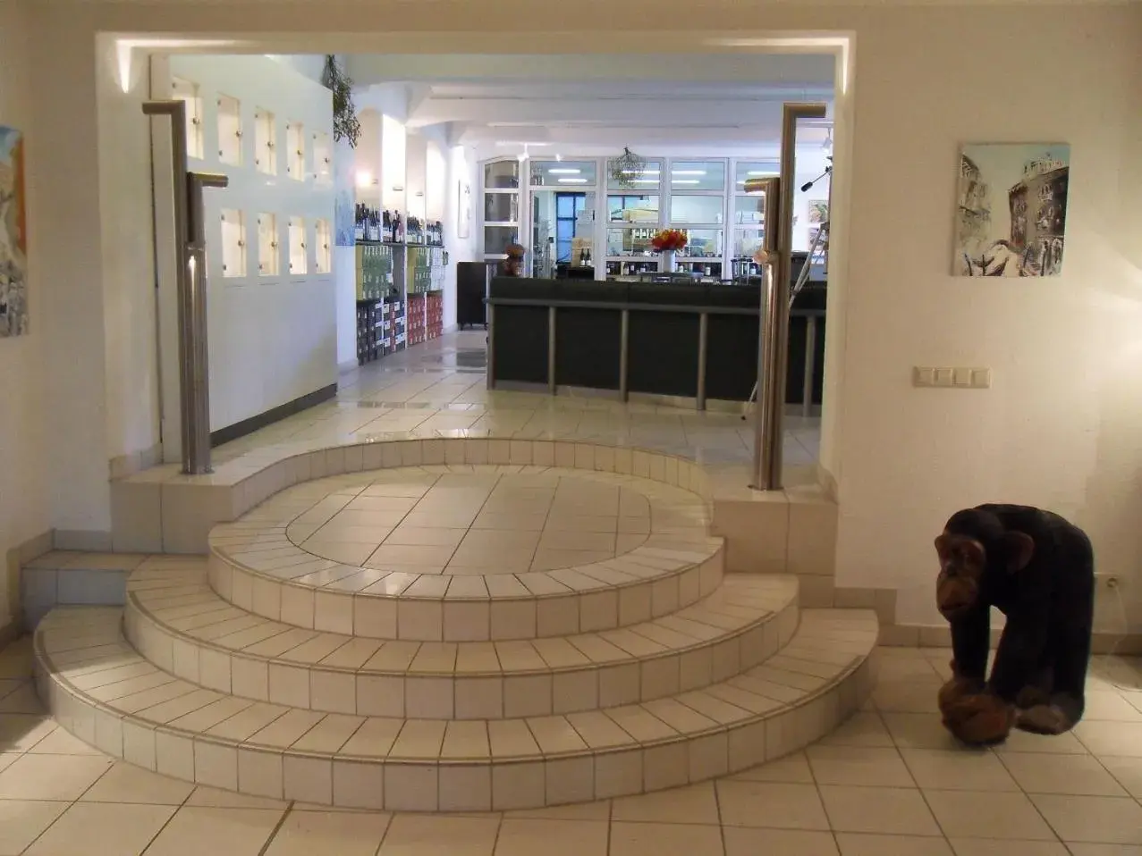 Lounge or bar in Wein-Hotel Auberge Mistral Lounge or bar in Wein-Hotel Auberge Mistral