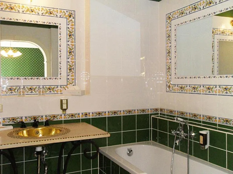 Wein-Hotel Auberge Mistral