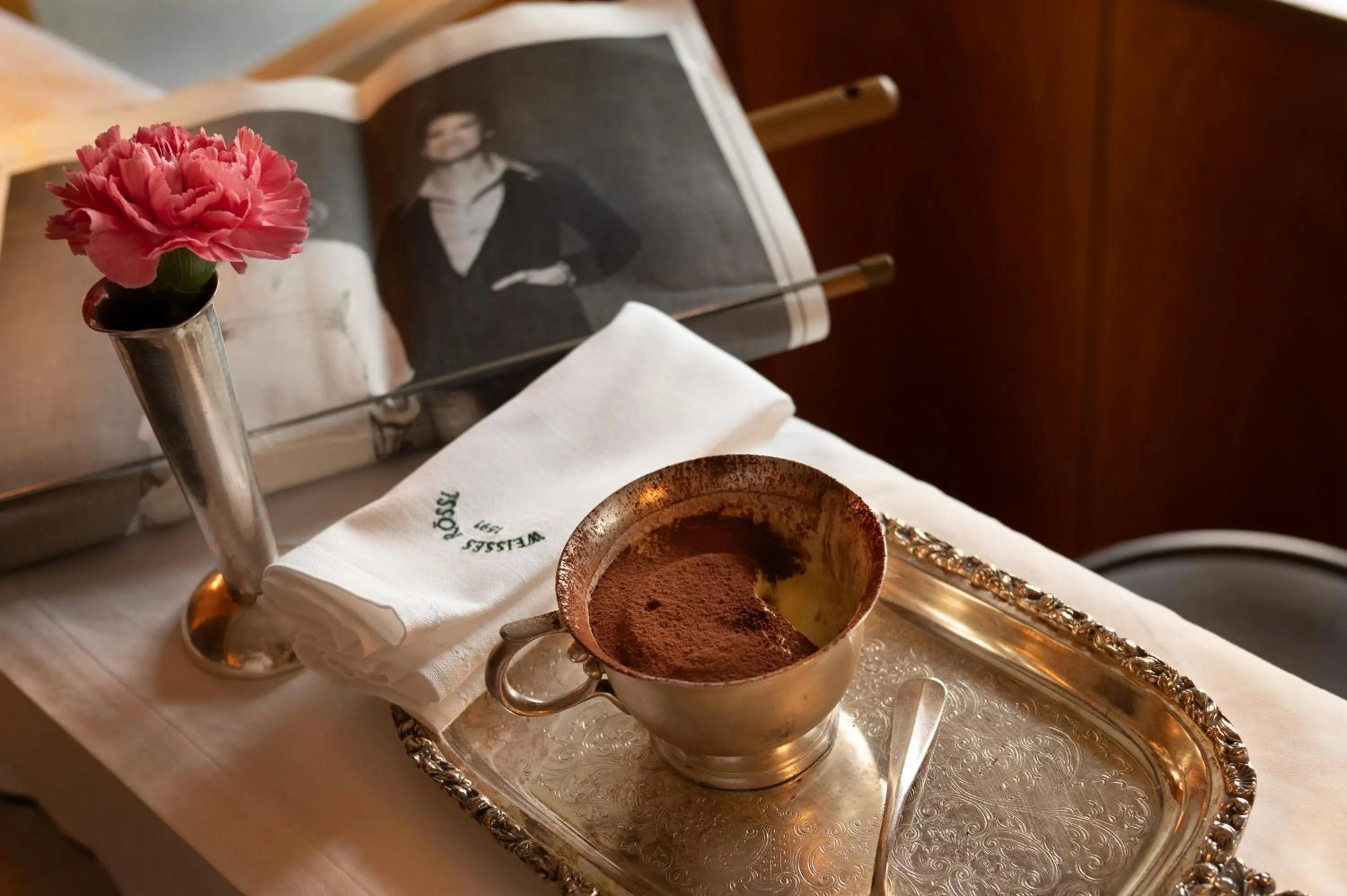 Restaurant/places to eat in Weisses Rössl