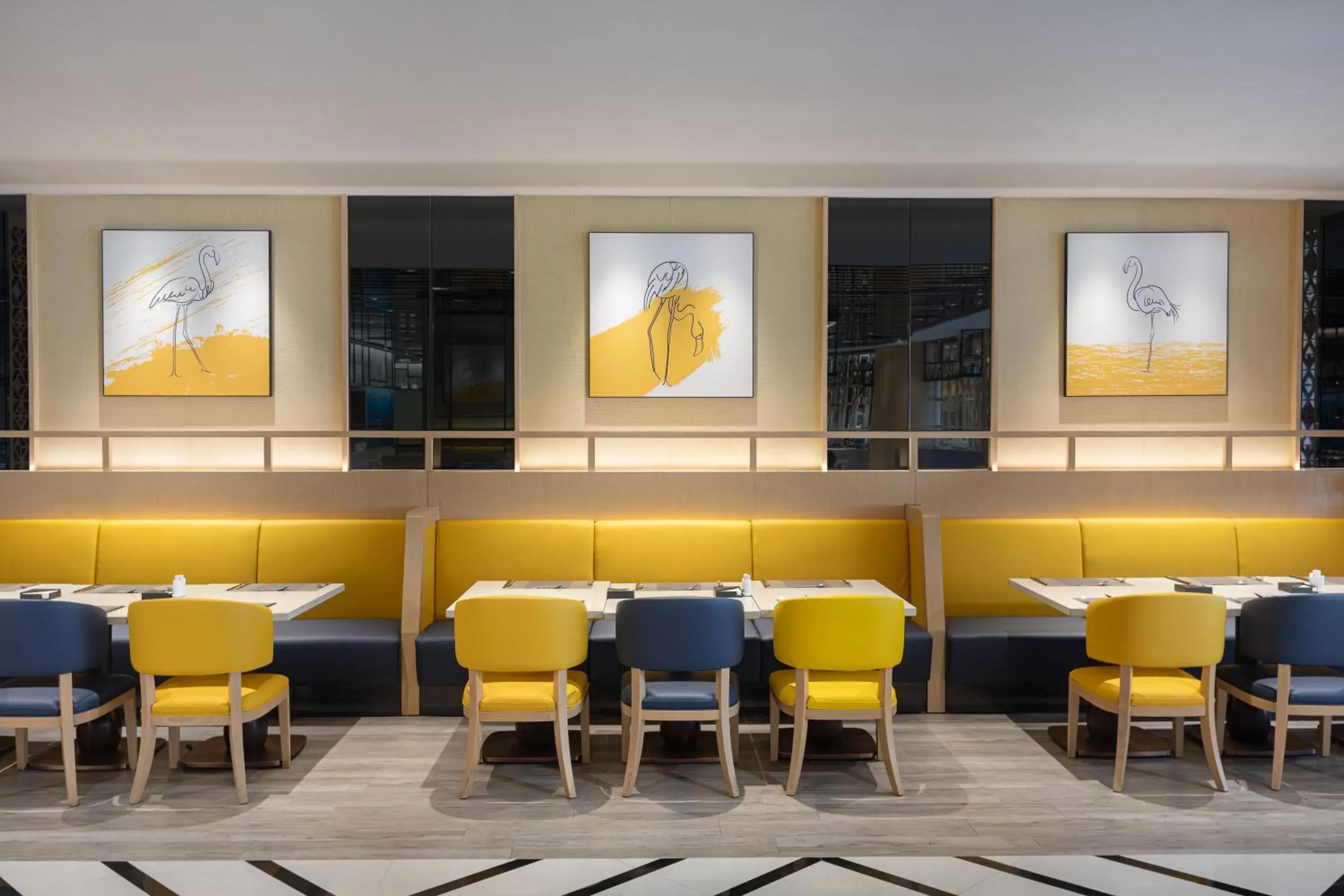 Restaurant/places to eat in voco Guangzhou Shifu by IHG - Free Shuttle Bus & Buyer Registration Counter During Canton Fair Restaurant/places to eat in voco Guangzhou Shifu by IHG - Free Shuttle Bus & Buyer Registration Counter During Canton Fair