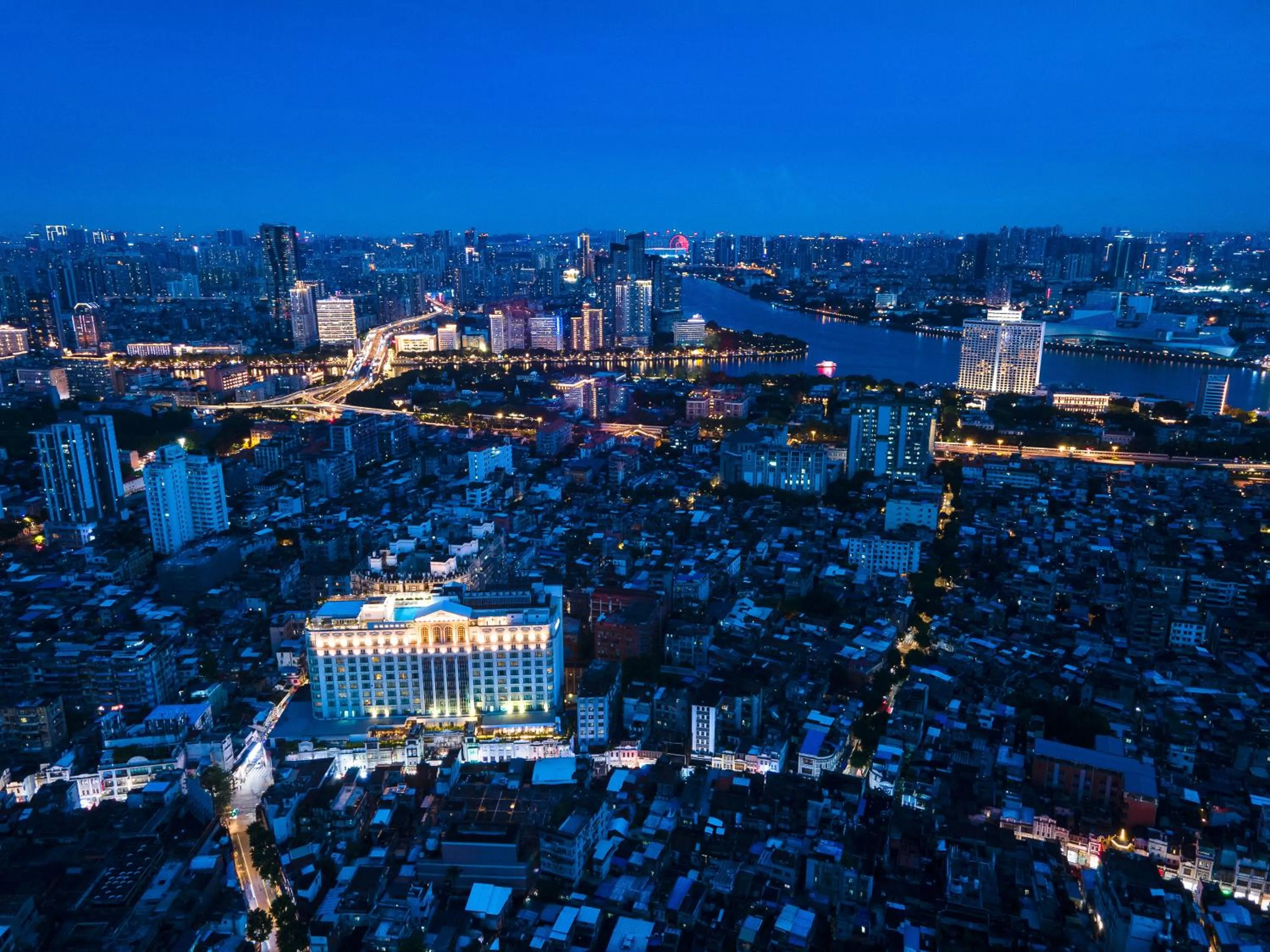 City view in voco Guangzhou Shifu by IHG