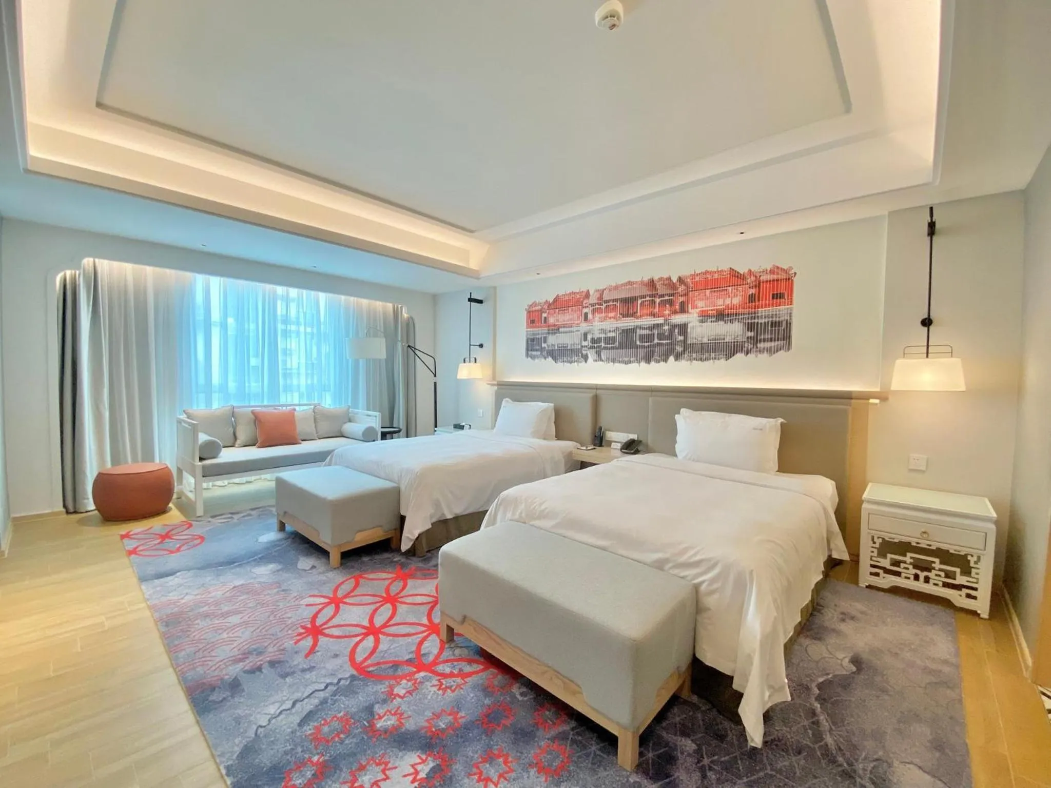Photo of the whole room, Bed in voco Guangzhou Shifu by IHG