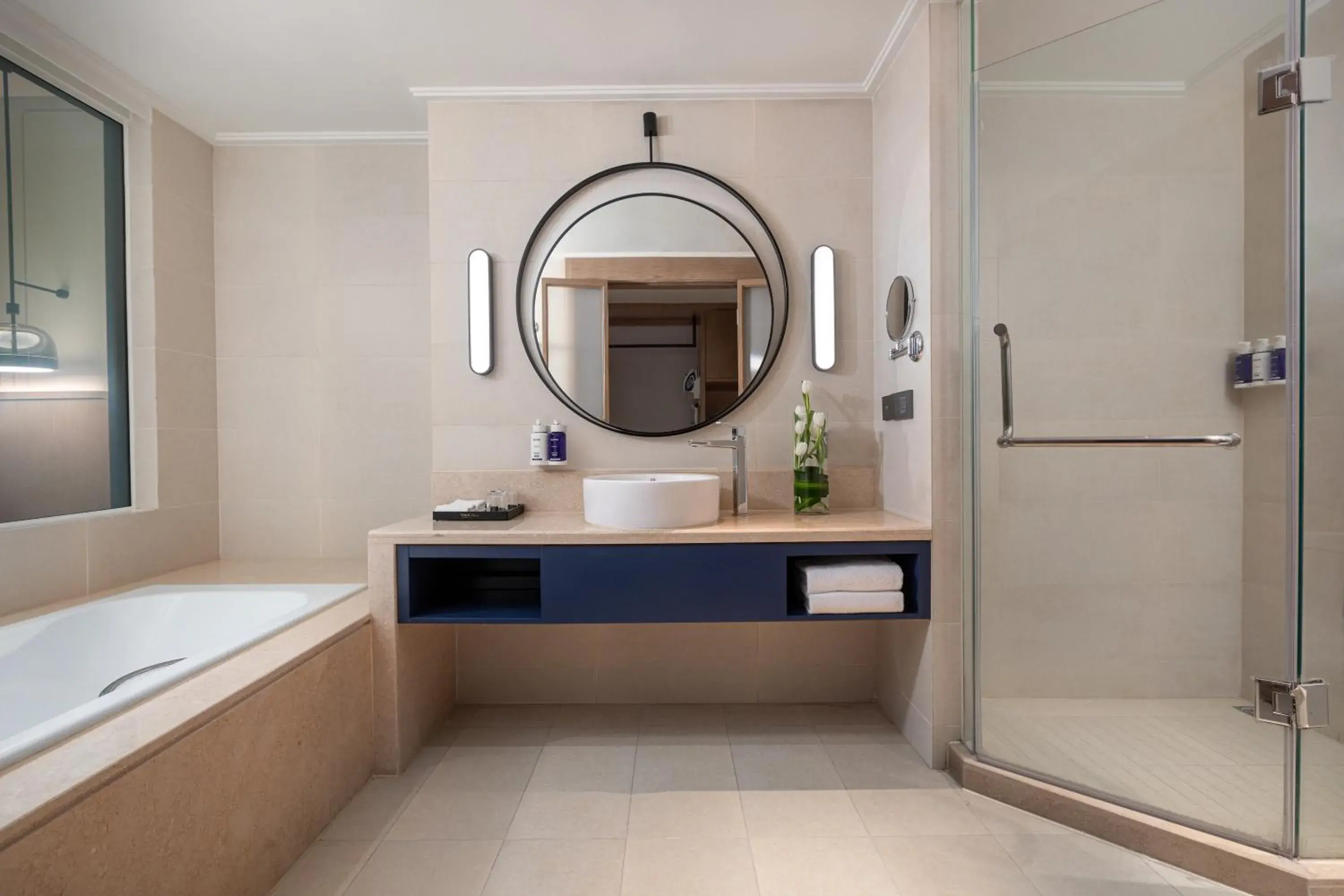 Premium Twin Room with Xiguan Street View in voco Guangzhou Shifu by IHG - Free Shuttle Bus & Buyer Registration Counter During Canton Fair Premium Twin Room with Xiguan Street View in voco Guangzhou Shifu by IHG - Free Shuttle Bus & Buyer Registration Counter During Canton Fair