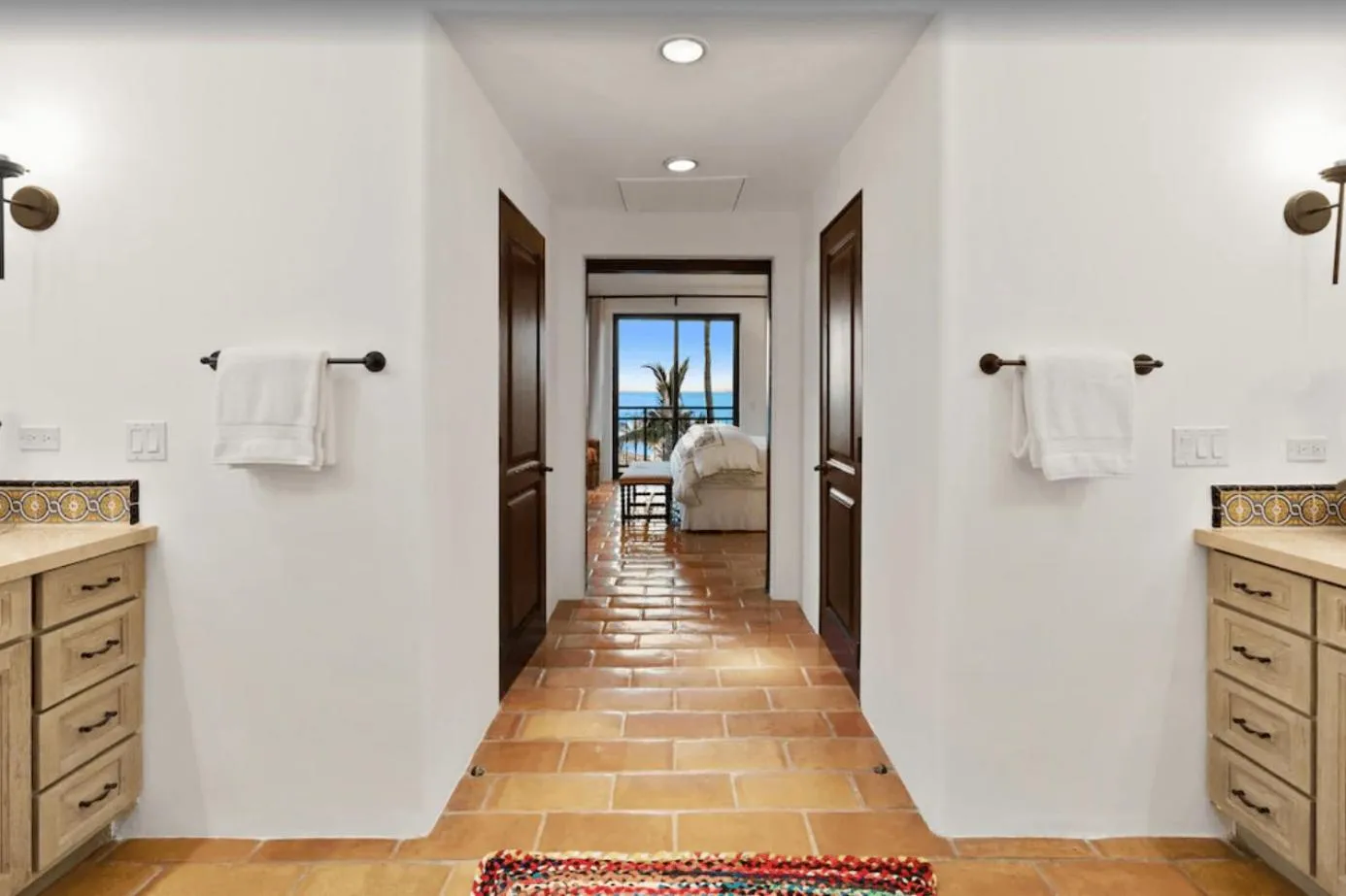 Best Executive-Style Luxury Residence on Property