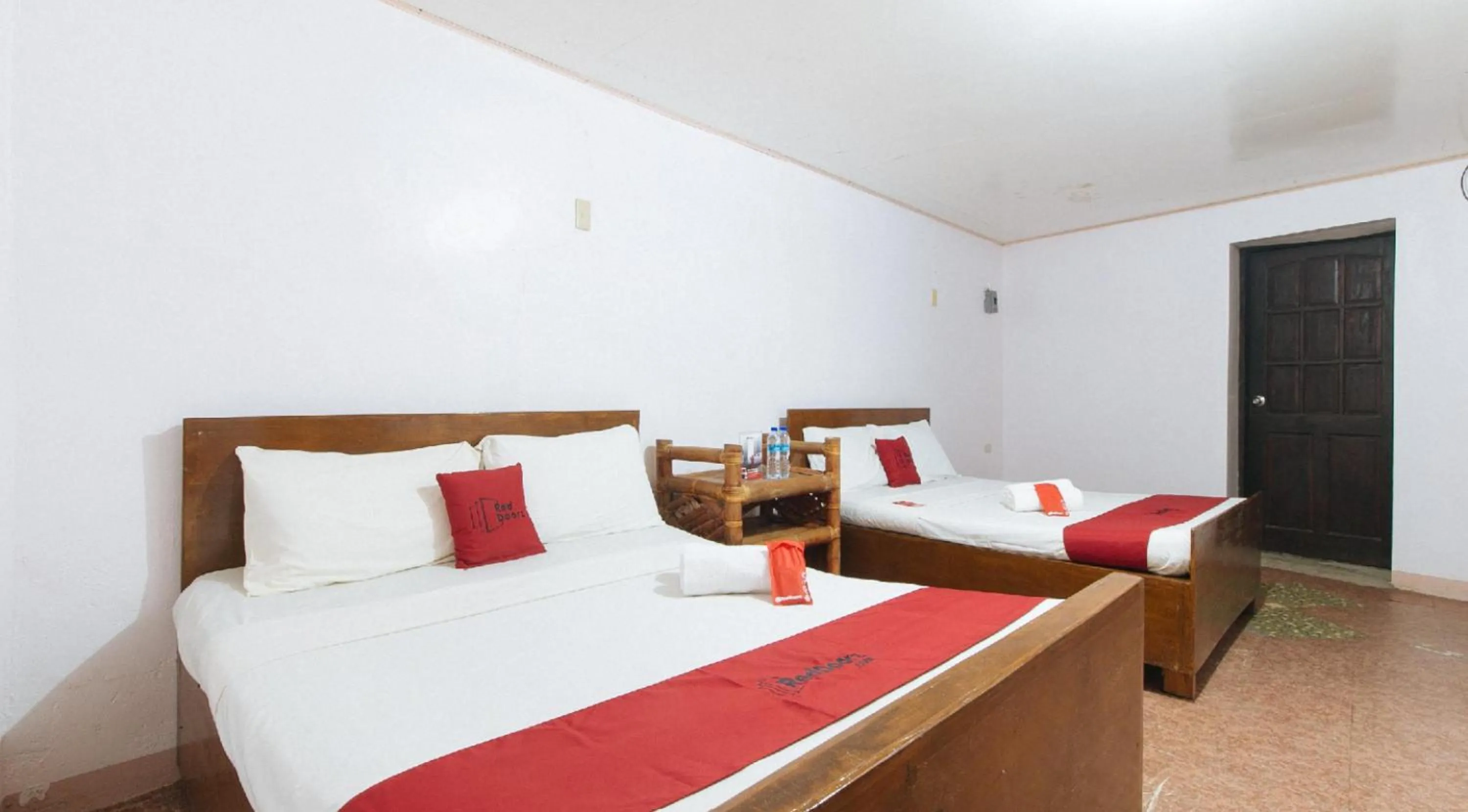 Bed in RedDoorz Hostel at Megans Paradisio Beach Resort