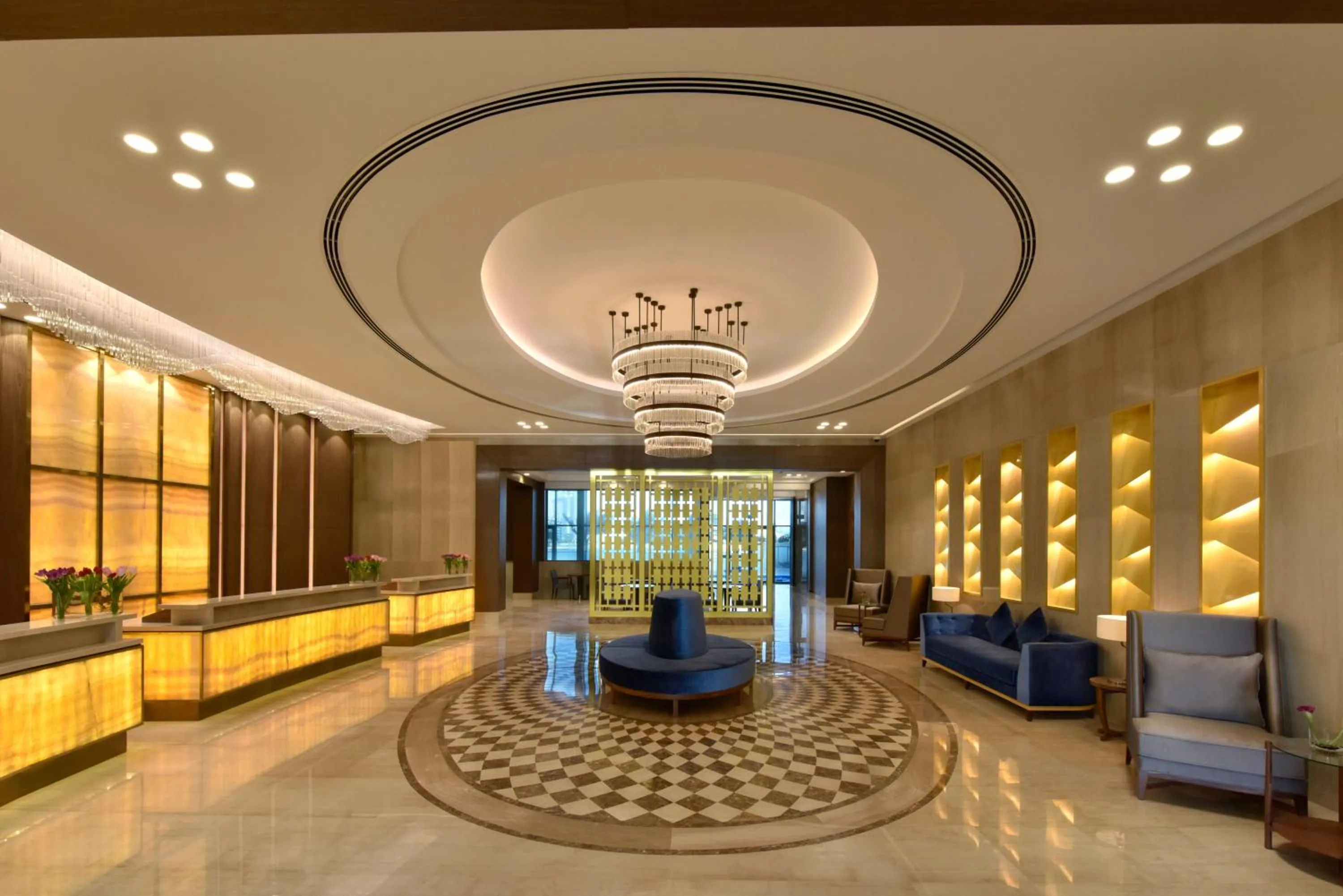 Lobby or reception in Grand Swiss-Belhotel Waterfront Seef
