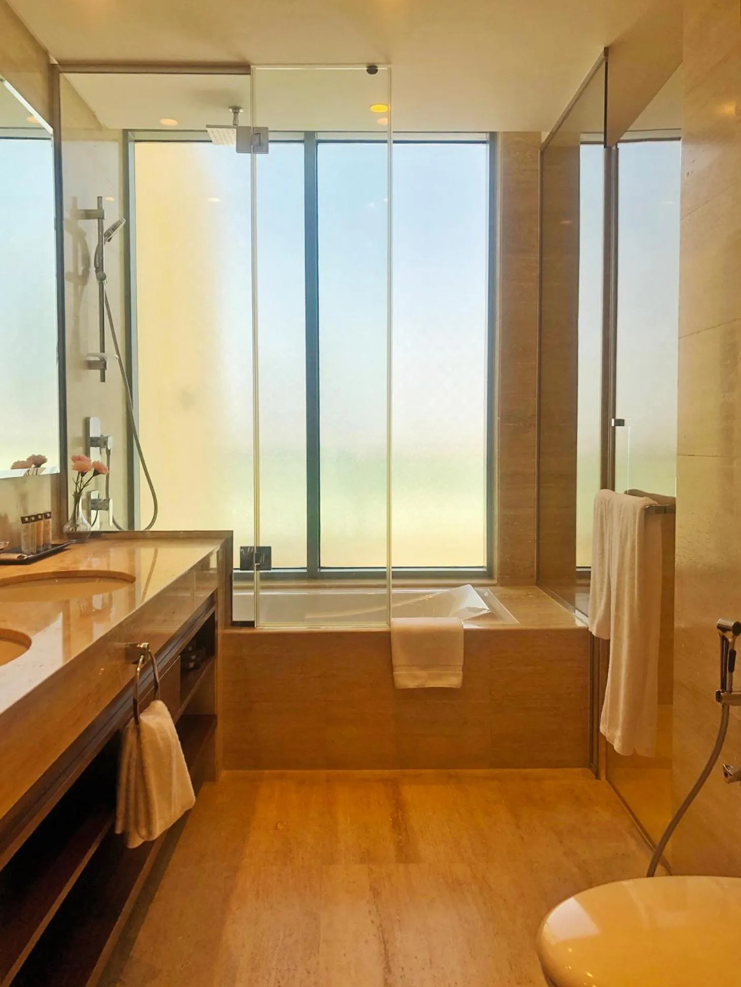 Bathroom in Grand Swiss-Belhotel Waterfront Seef