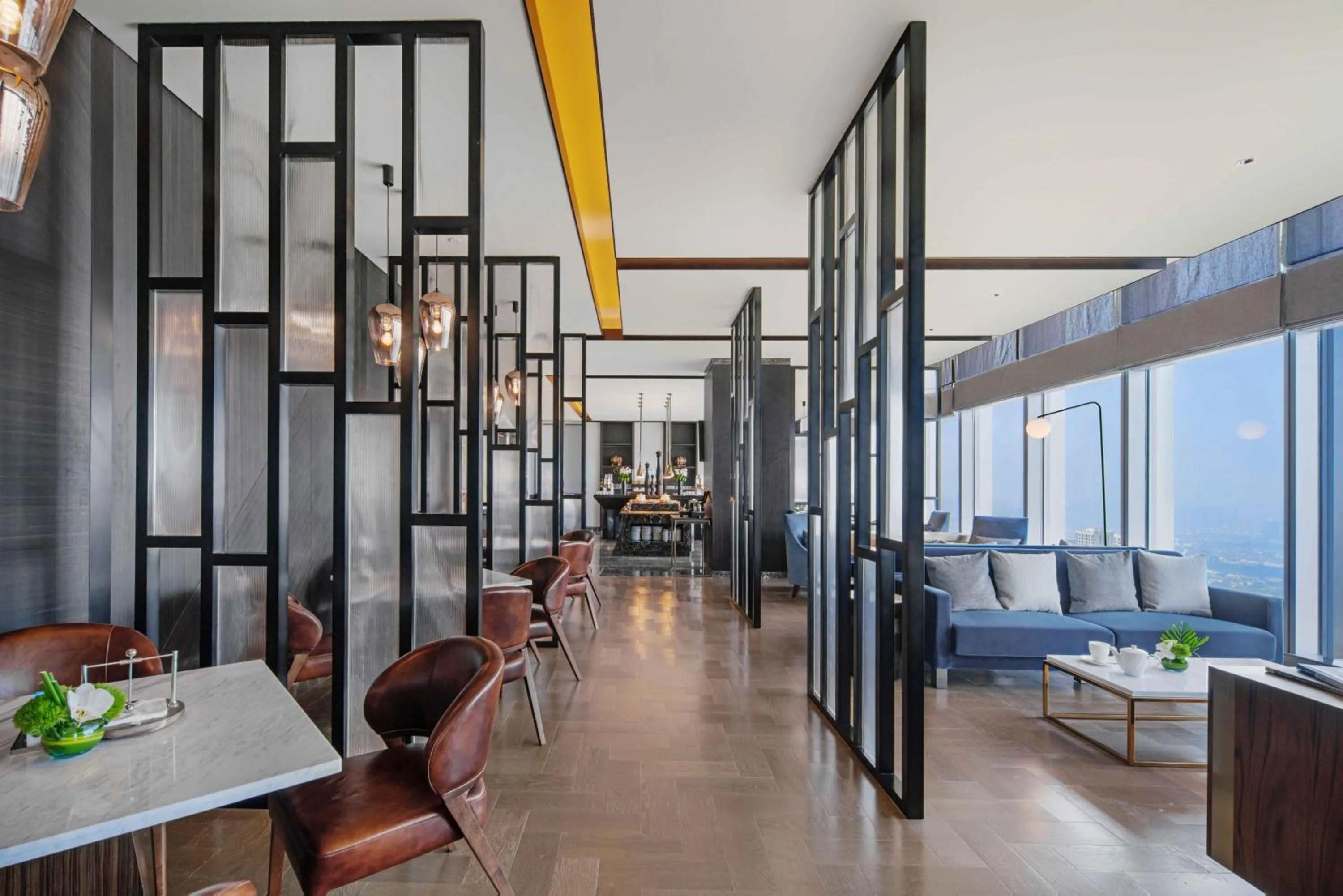 Restaurant/places to eat in Grand Bay Hotel Chengdu