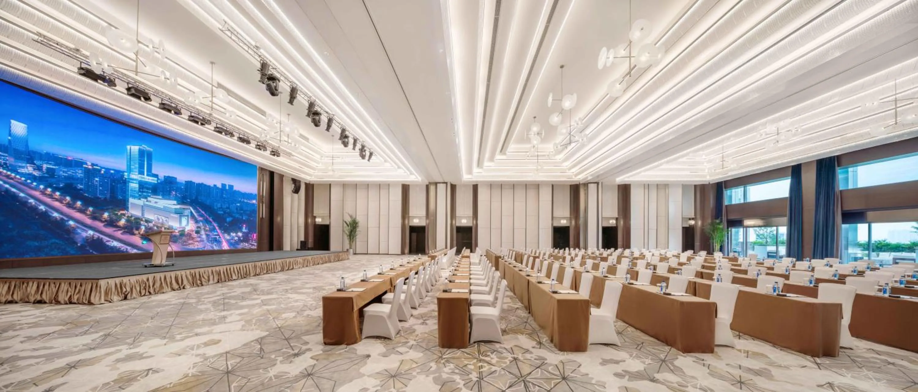 Banquet/Function facilities in Grand Bay Hotel Chengdu