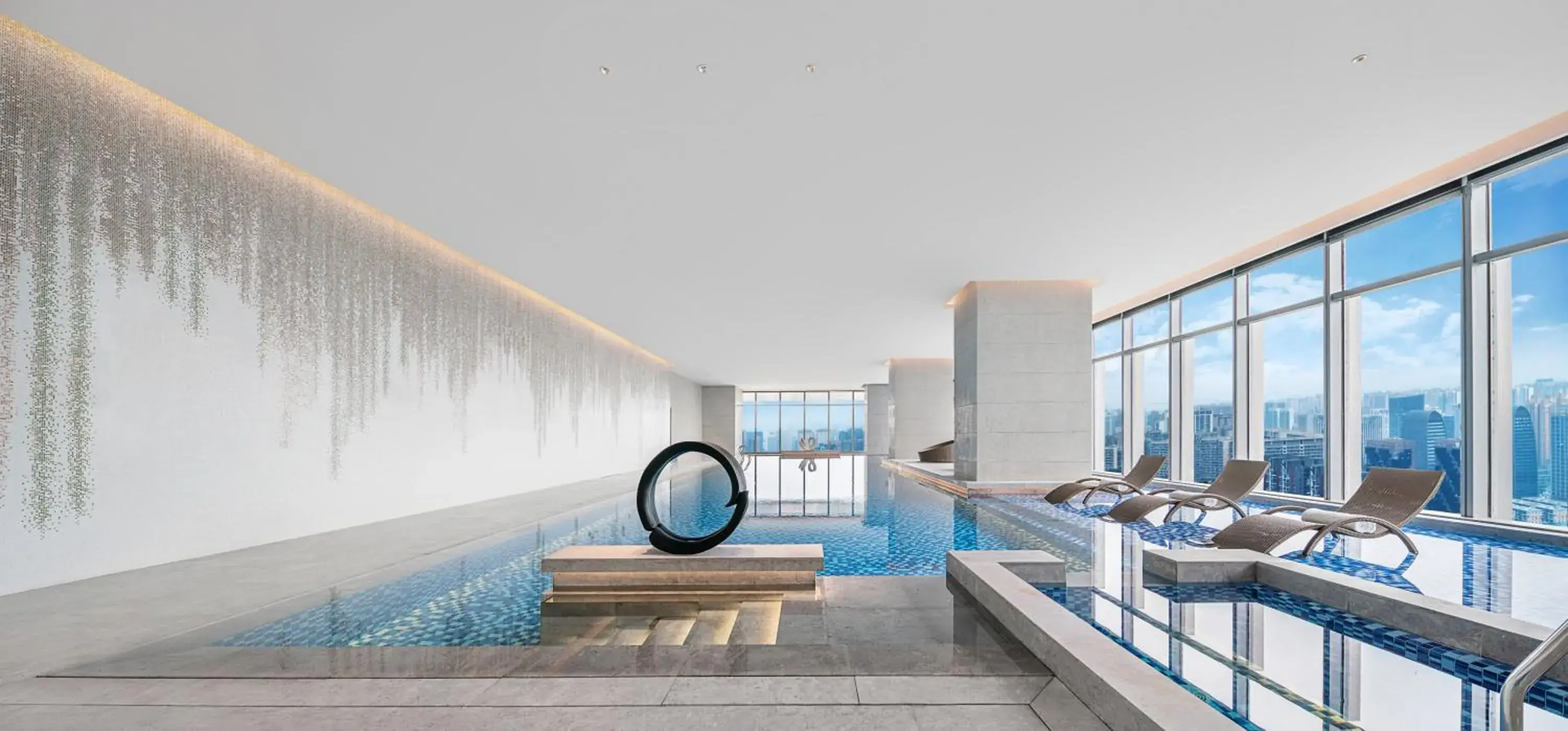 Swimming pool in Grand Bay Hotel Chengdu Swimming pool in Grand Bay Hotel Chengdu