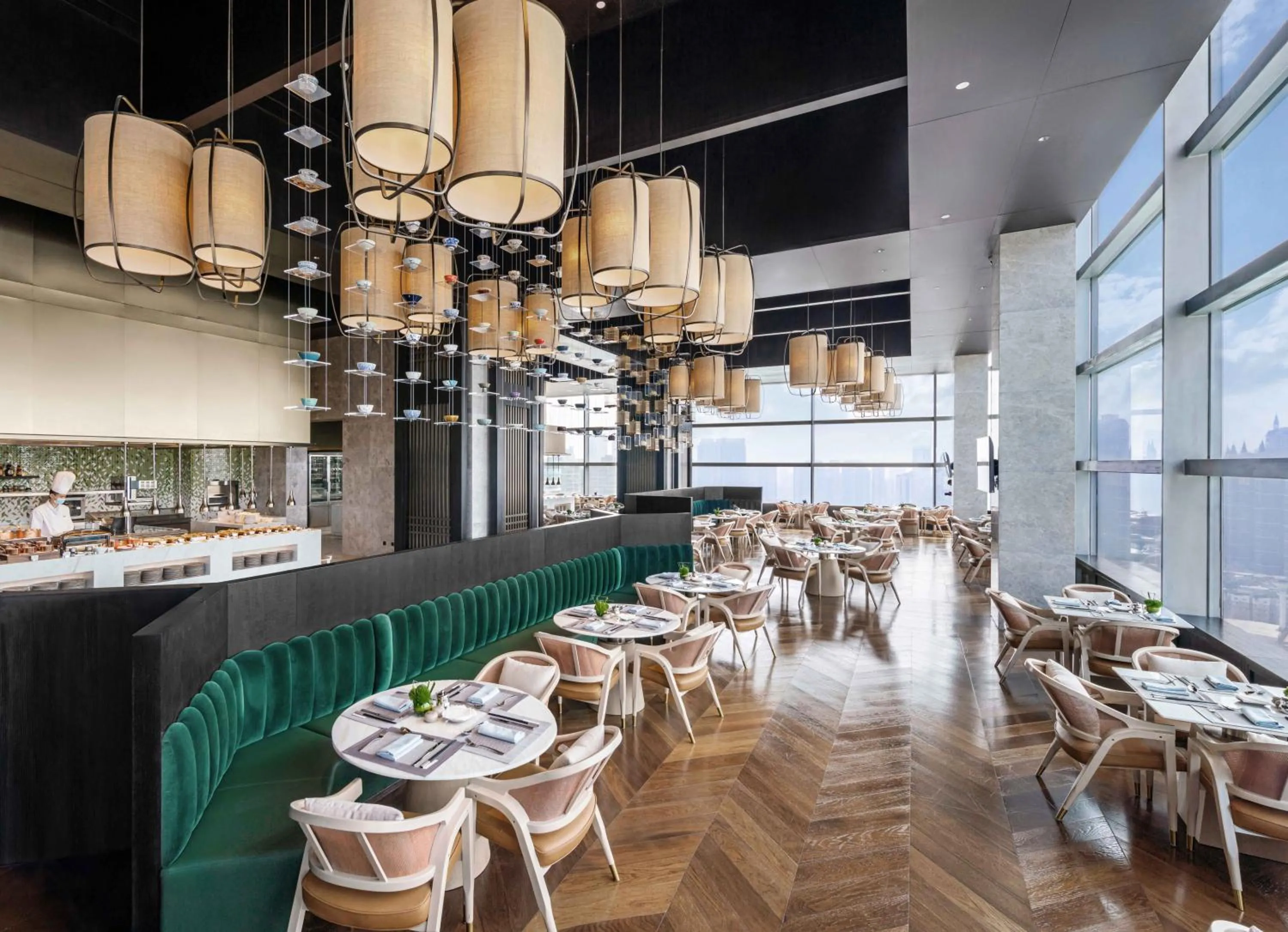 Restaurant/places to eat in Grand Bay Hotel Chengdu