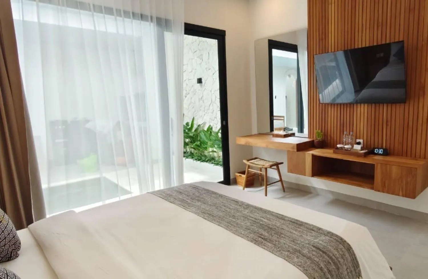 Bed in The Eight Villa & Rooms Bali - Seminyak