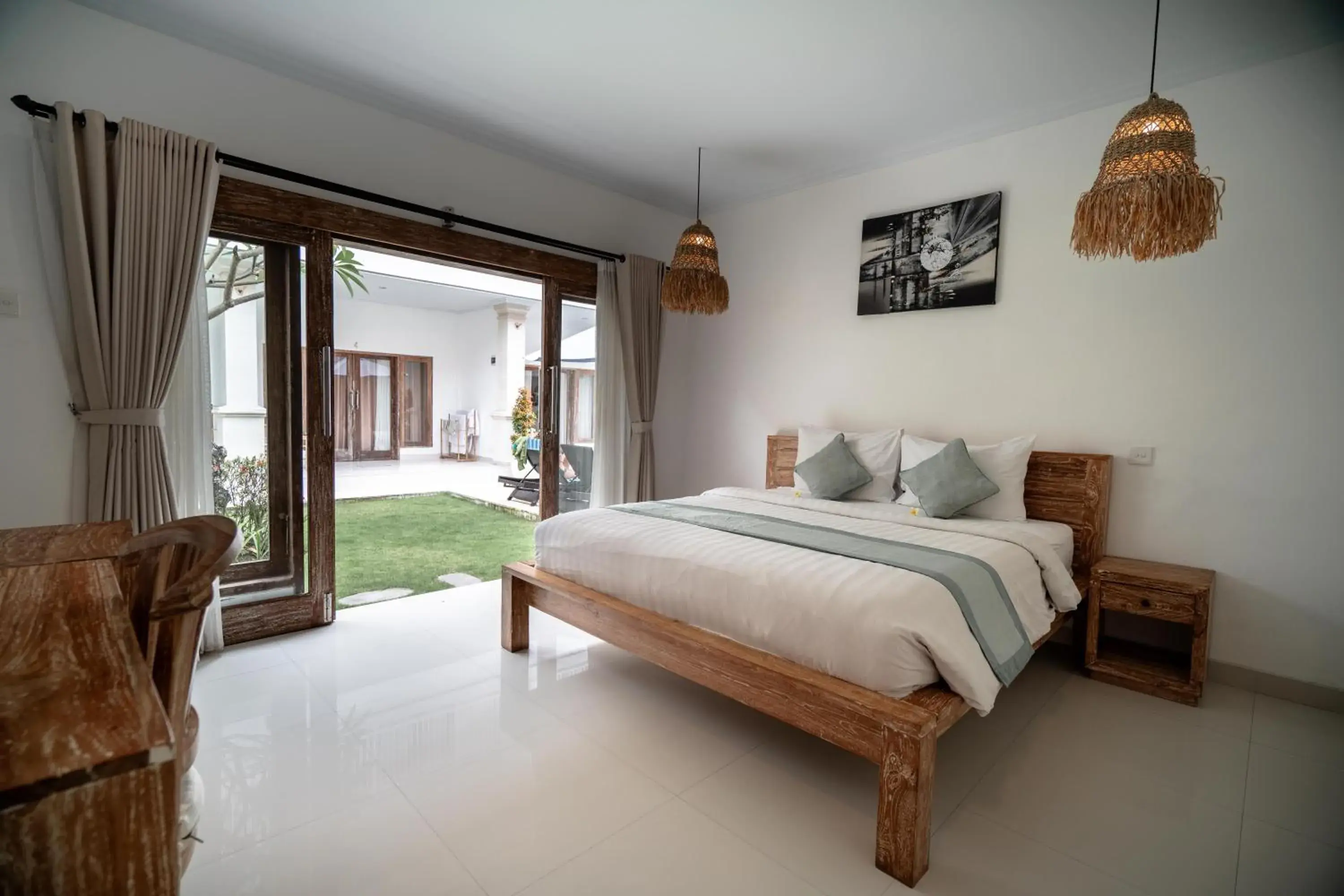 Deluxe Double Room in The Eight Villa & Rooms Bali - Seminyak Deluxe Double Room in The Eight Villa & Rooms Bali - Seminyak