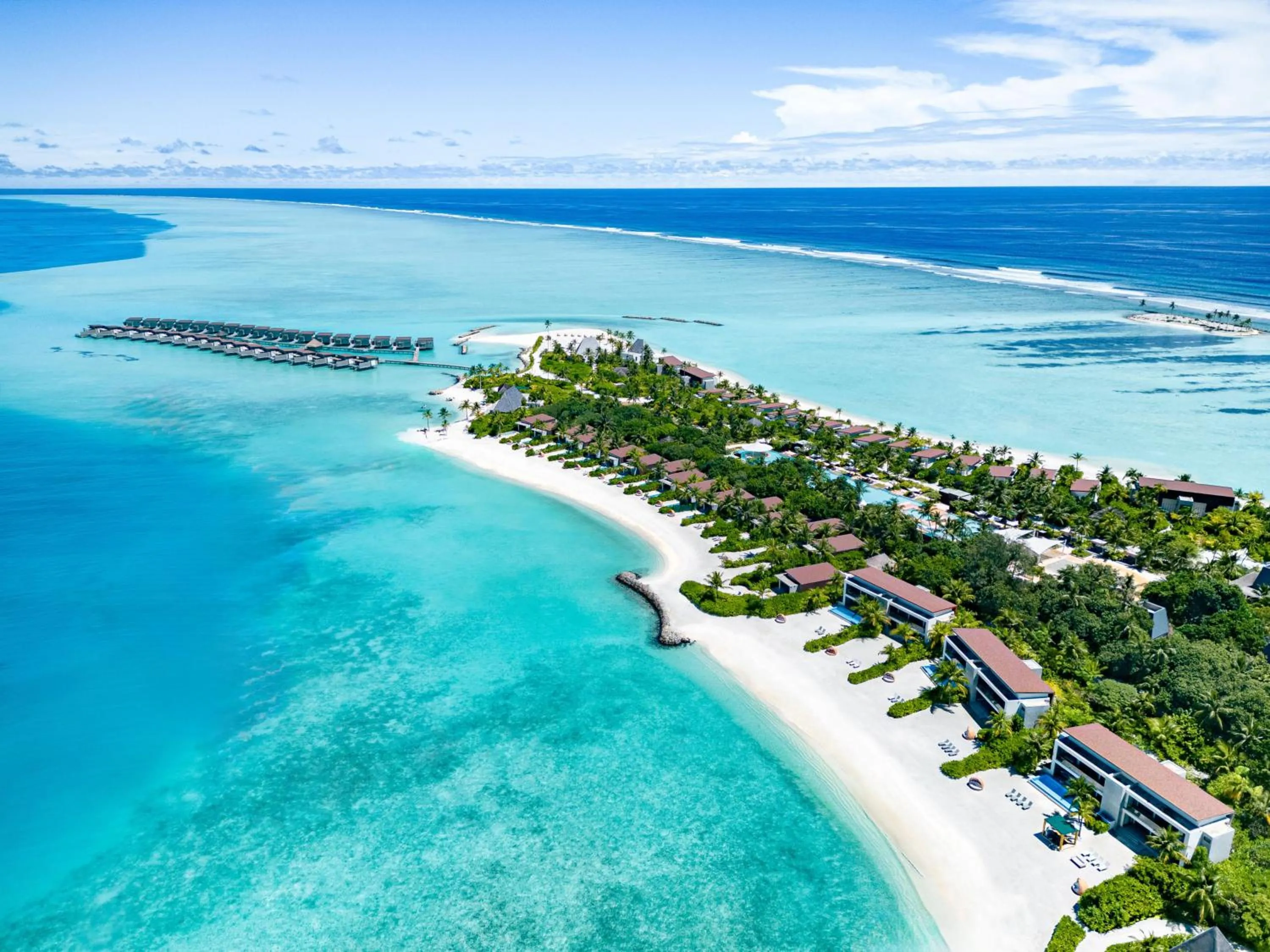 Day in Kuda Villingili Maldives, Free Return Transfers 03 nights & above