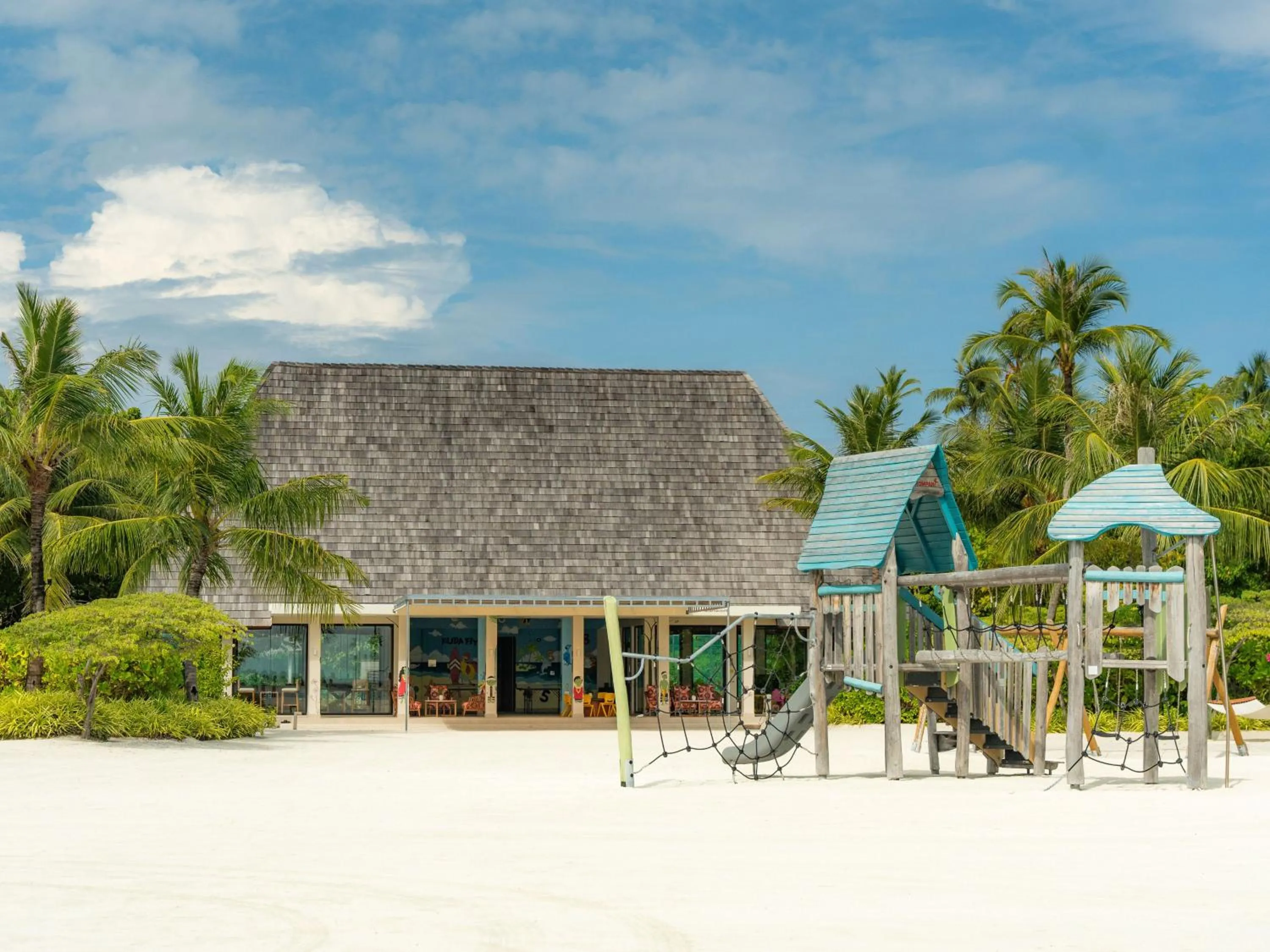Kids's club in Kuda Villingili Maldives, Free Return Transfers 03 nights & above