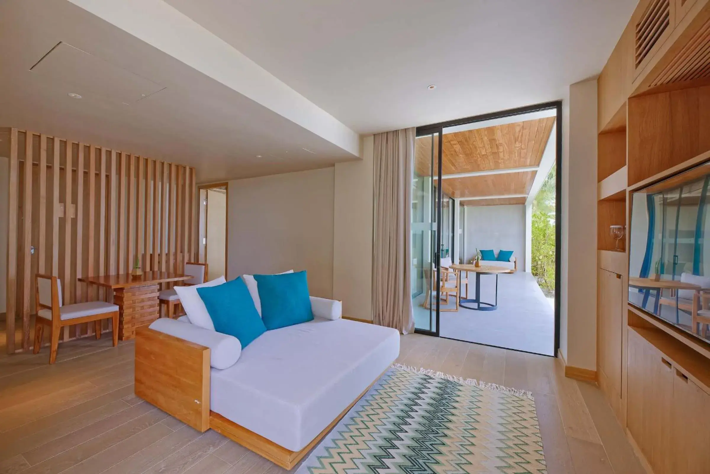Bed in Kuda Villingili Maldives, Free Return Transfers 03 nights & above Bed in Kuda Villingili Maldives, Free Return Transfers 03 nights & above