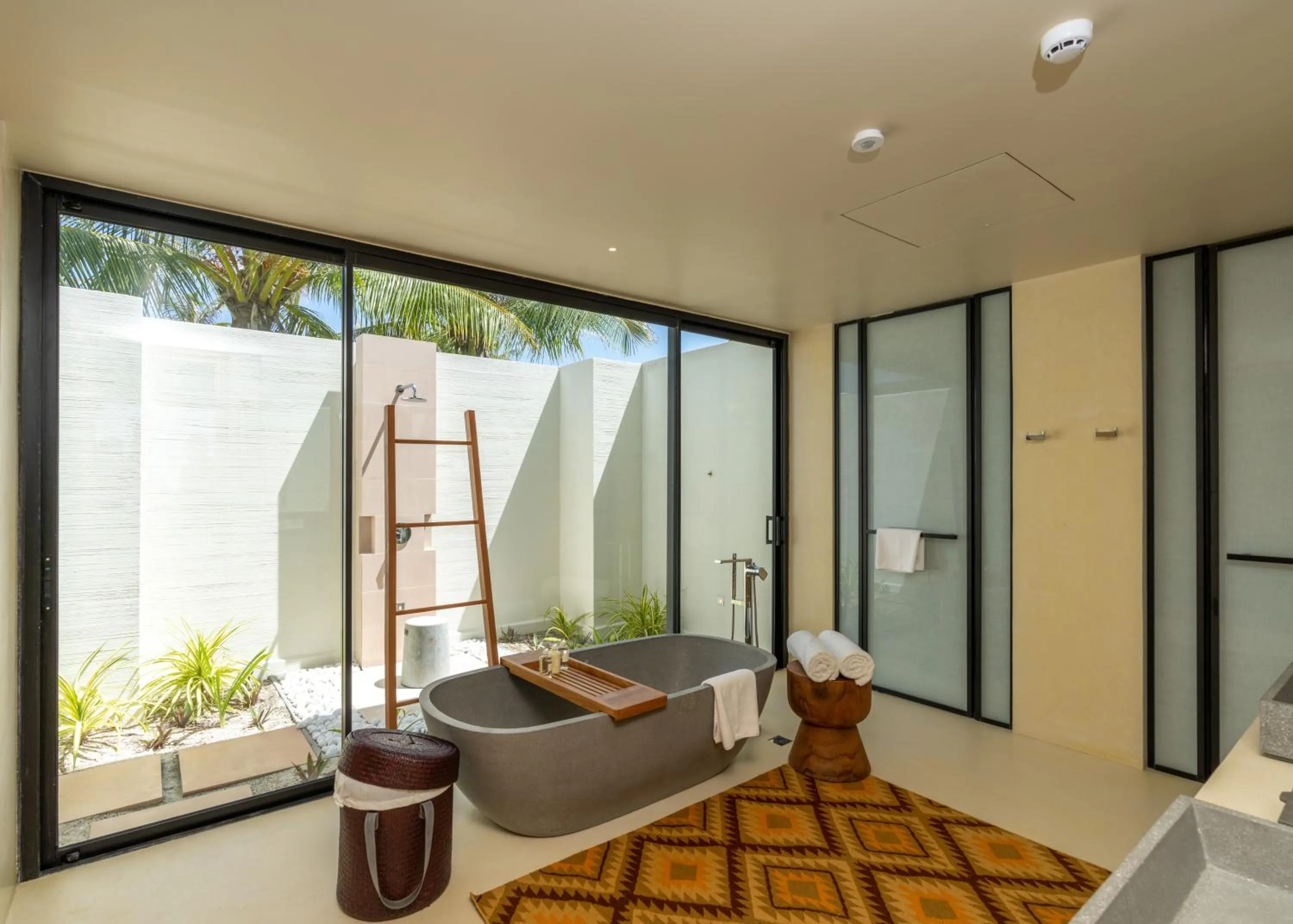 Bathroom in Kuda Villingili Maldives, Free Return Transfers 03 nights & above