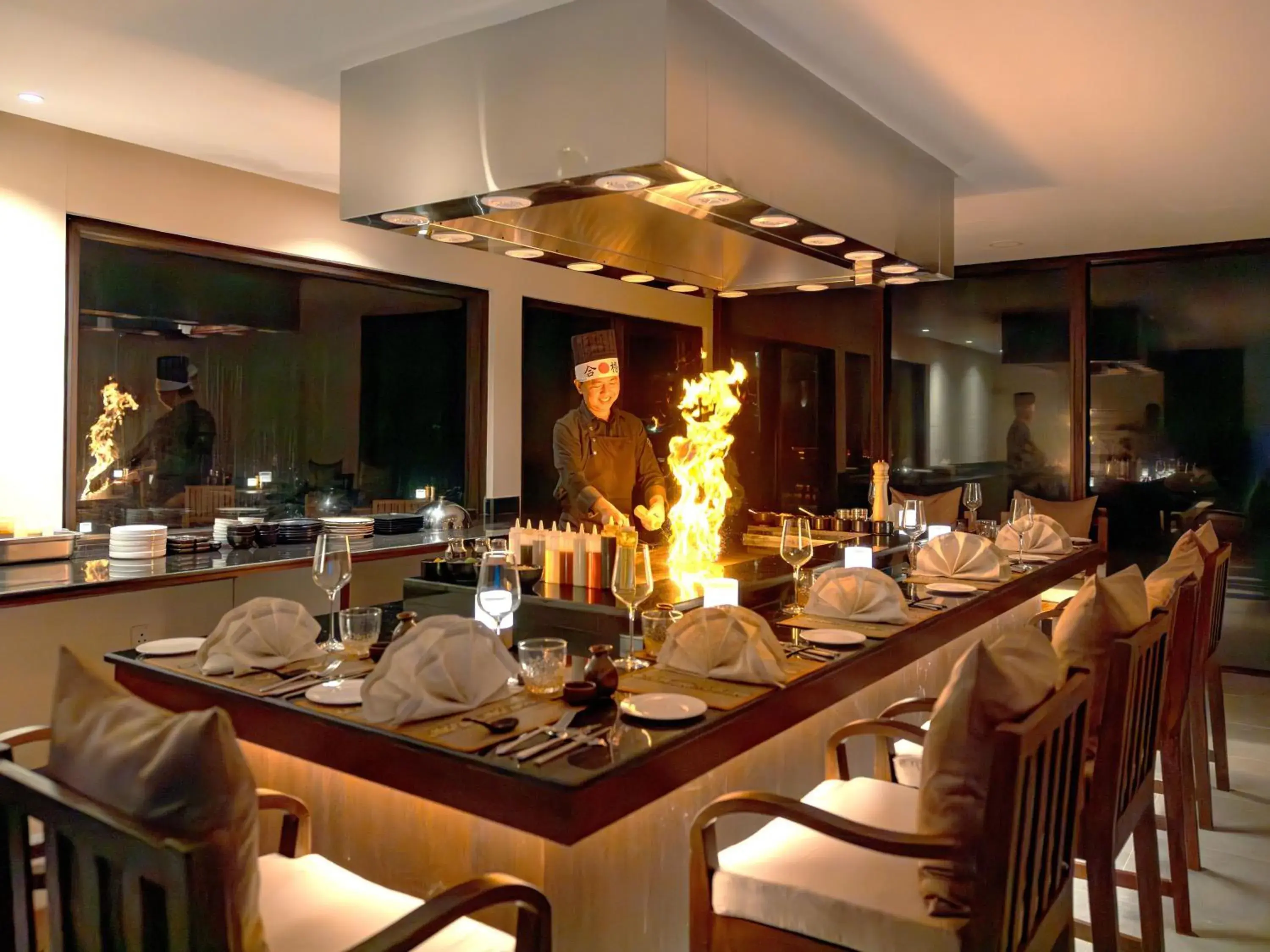 Restaurant/places to eat in Kuda Villingili Maldives, Free Return Transfers 03 nights & above Restaurant/places to eat in Kuda Villingili Maldives, Free Return Transfers 03 nights & above