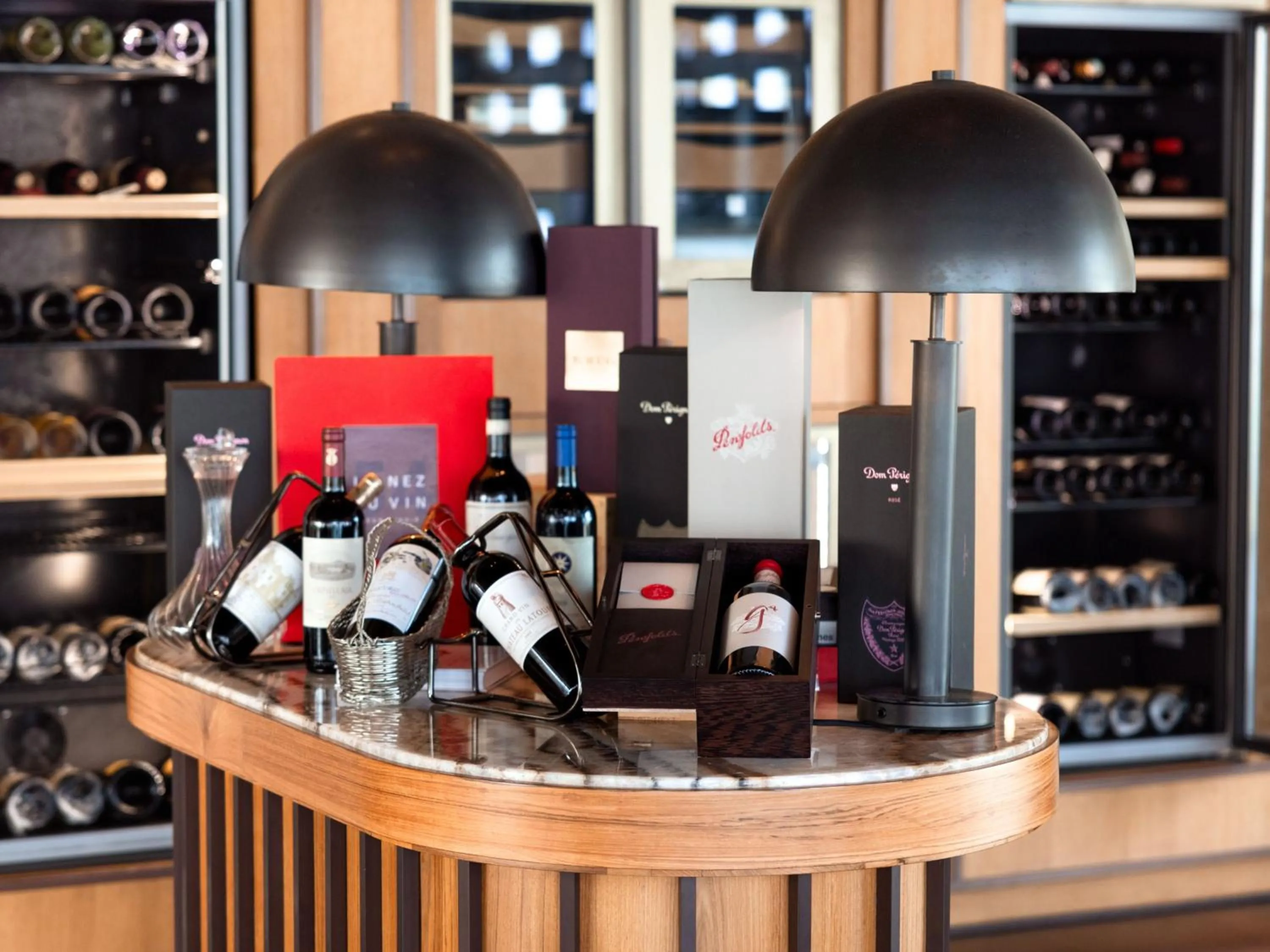 Alcoholic drinks in Kuda Villingili Maldives, Free Return Transfers 03 nights & above