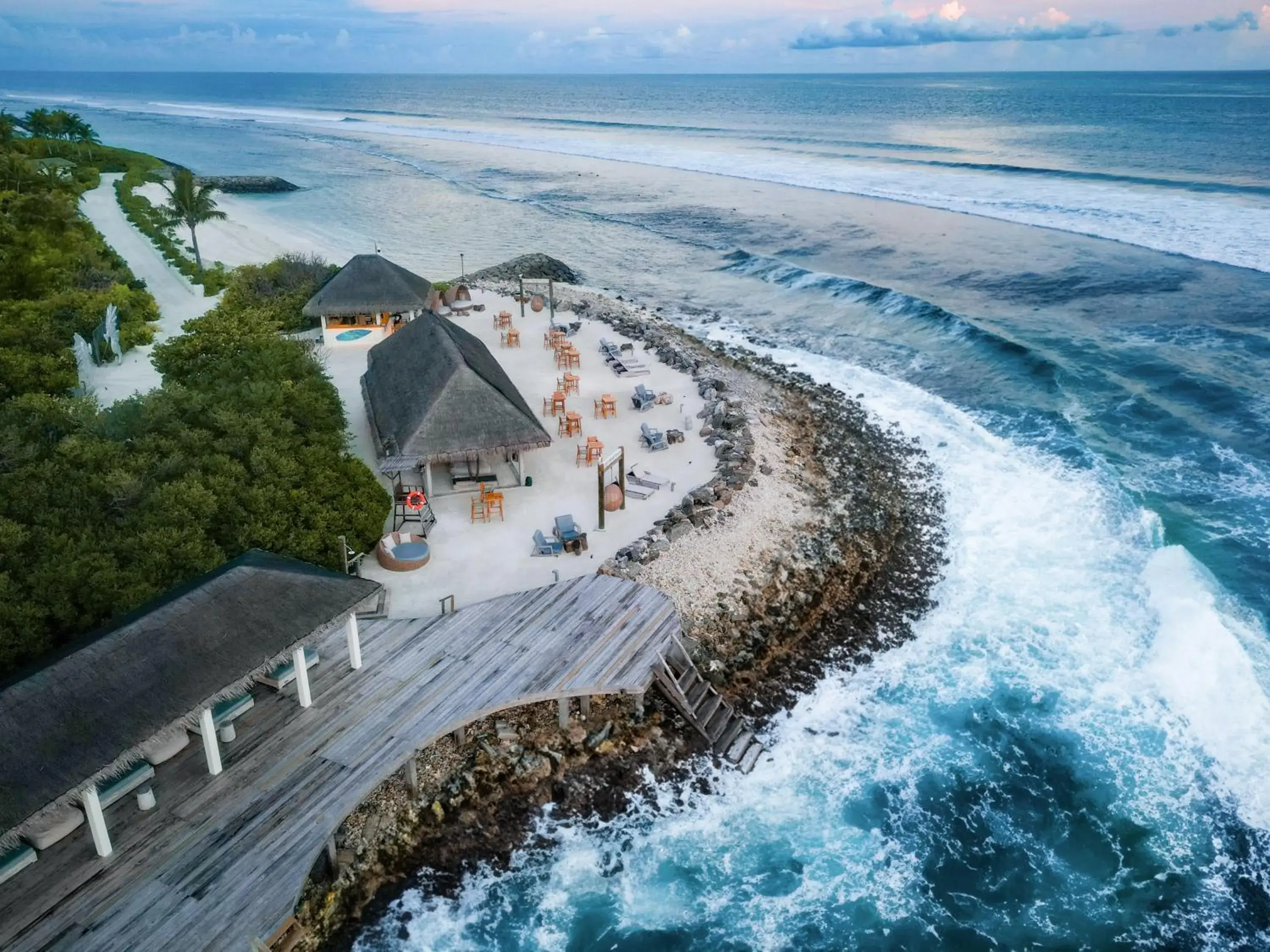 Restaurant/places to eat in Kuda Villingili Maldives, Free Return Transfers 03 nights & above Restaurant/places to eat in Kuda Villingili Maldives, Free Return Transfers 03 nights & above