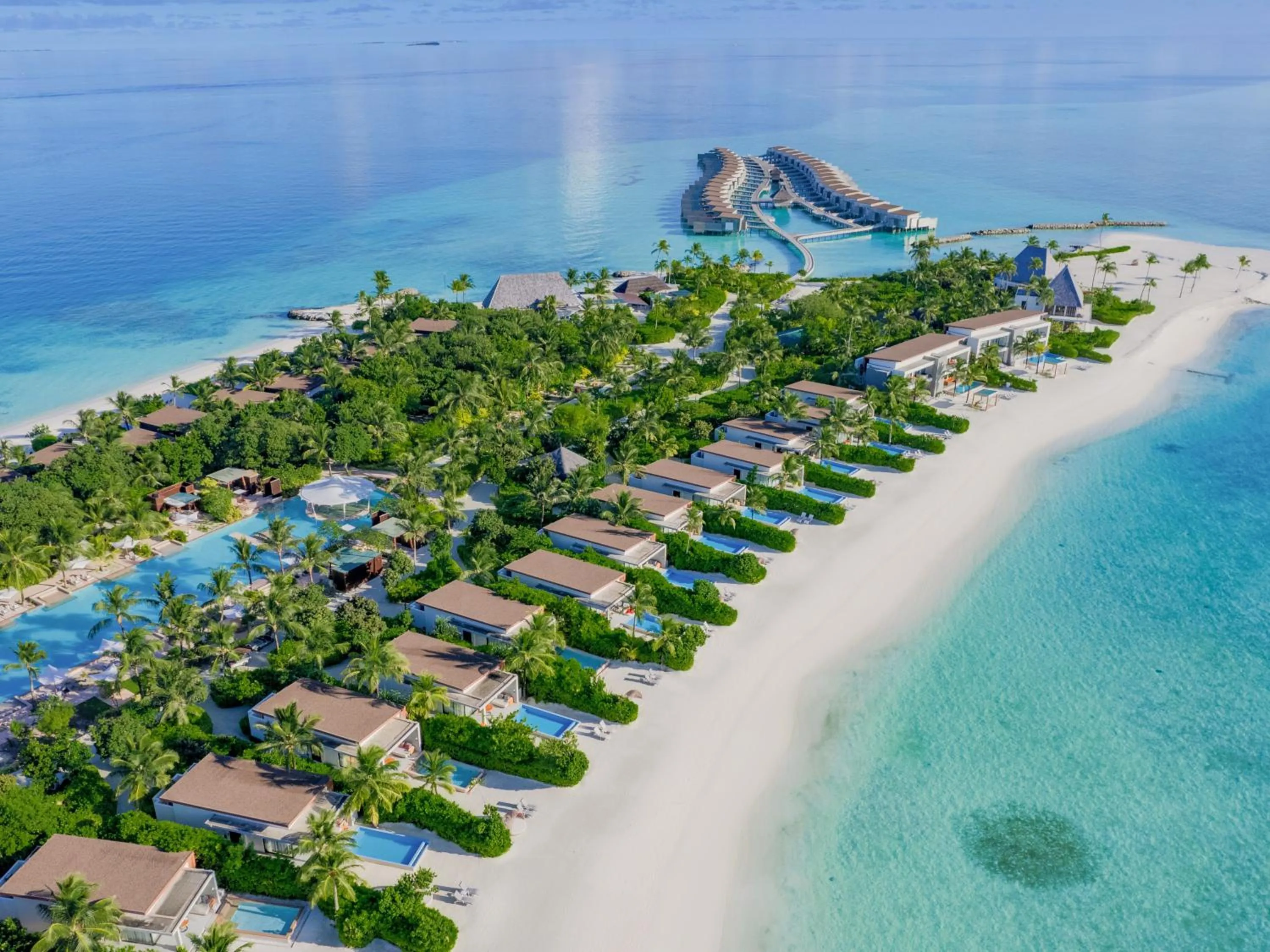Property building in Kuda Villingili Maldives, Free Return Transfers 03 nights & above