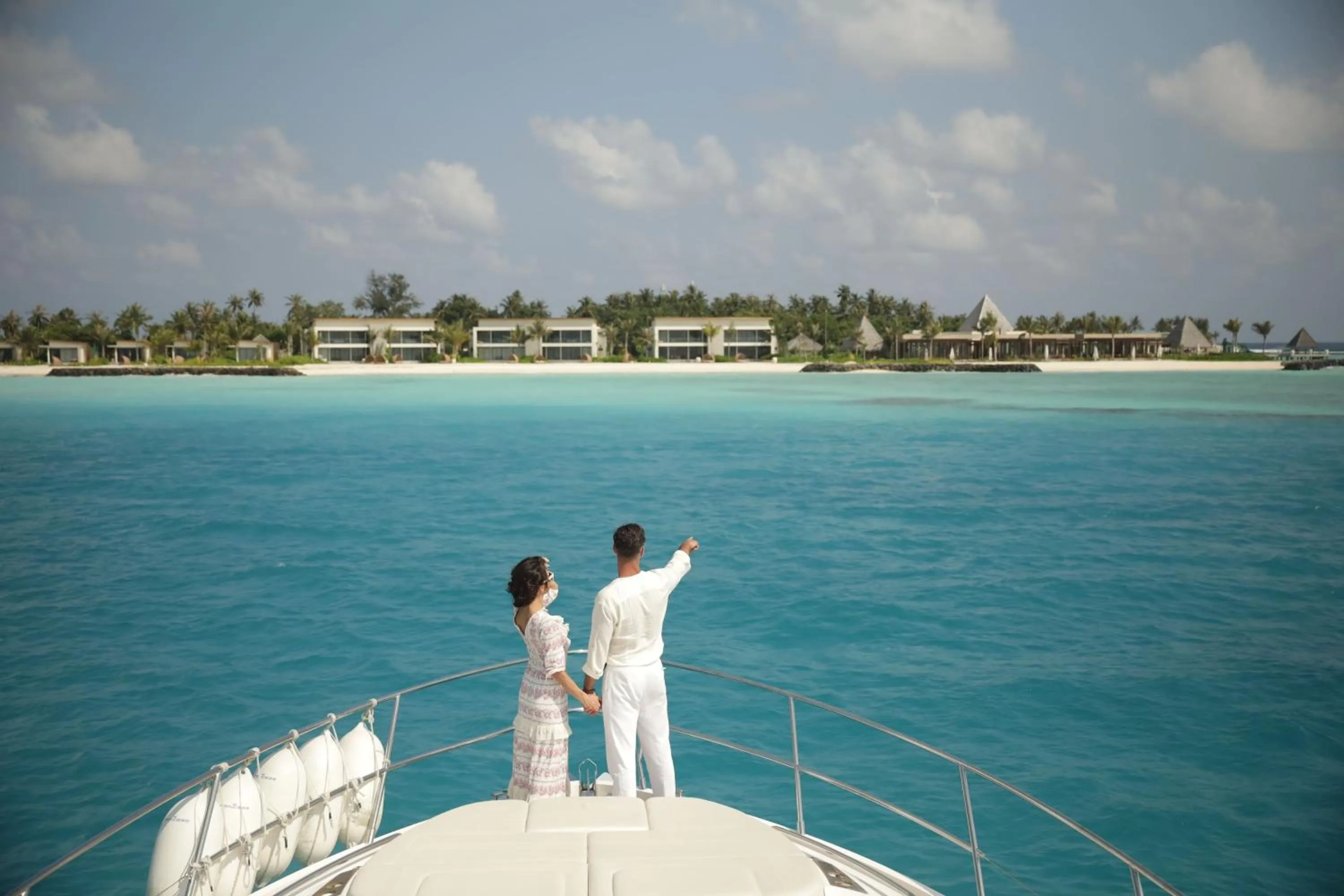 People in Kuda Villingili Maldives, Free Return Transfers 03 nights & above
