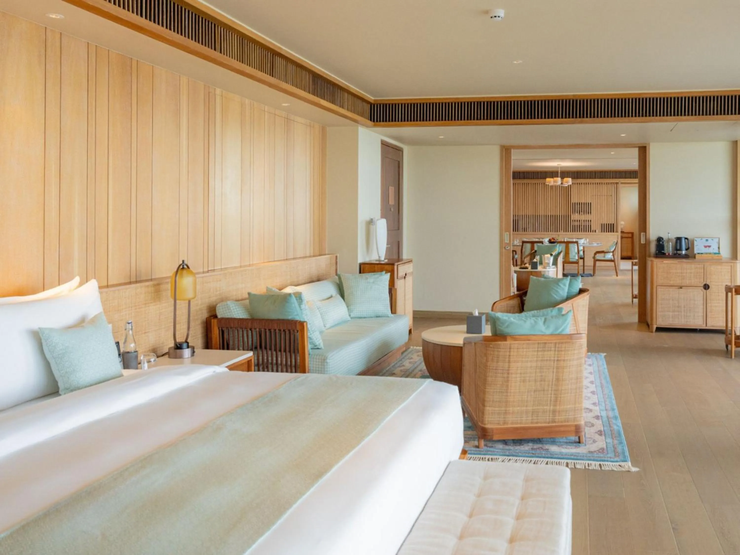 Bed in Kuda Villingili Maldives, Free Return Transfers 03 nights & above