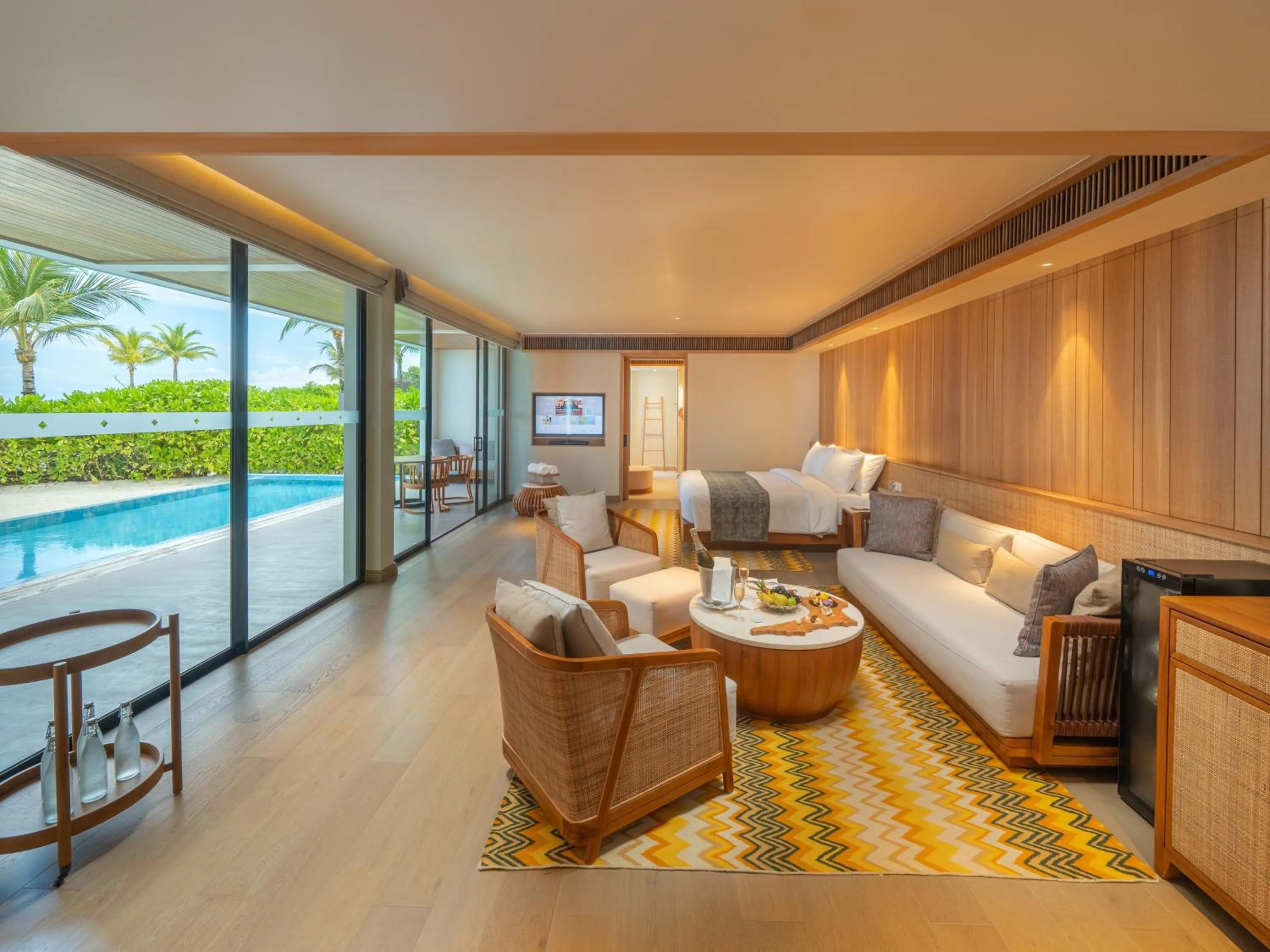 Patio in Kuda Villingili Maldives, Free Return Transfers 03 nights & above