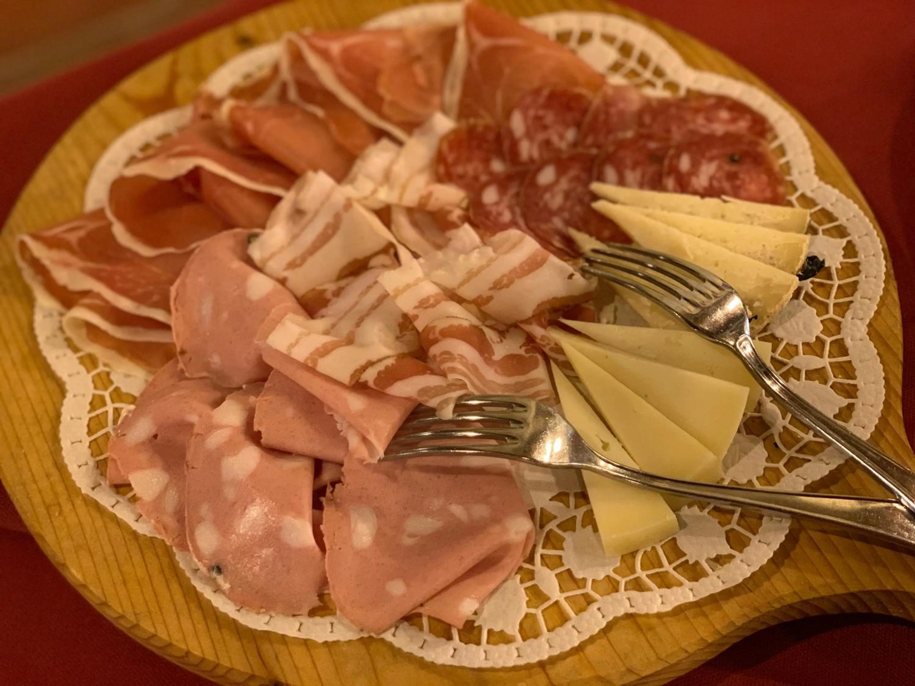 Restaurant/places to eat in Collina dei Poeti