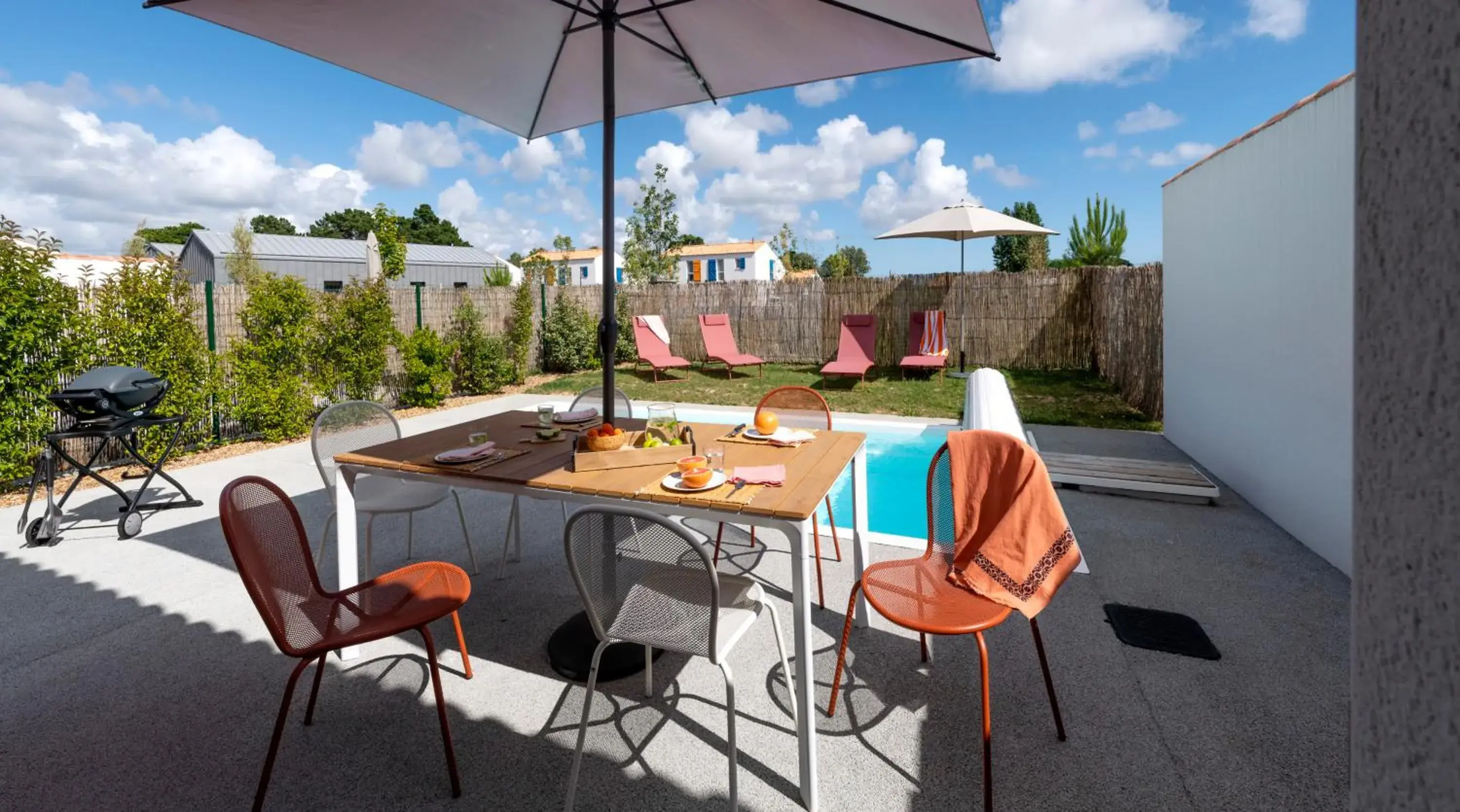 Three-Bedroom Duplex House with Private Pool (6 People) in Pierre & Vacances Premium Les Villas d'Olonne Three-Bedroom Duplex House with Private Pool (6 People) in Pierre & Vacances Premium Les Villas d'Olonne