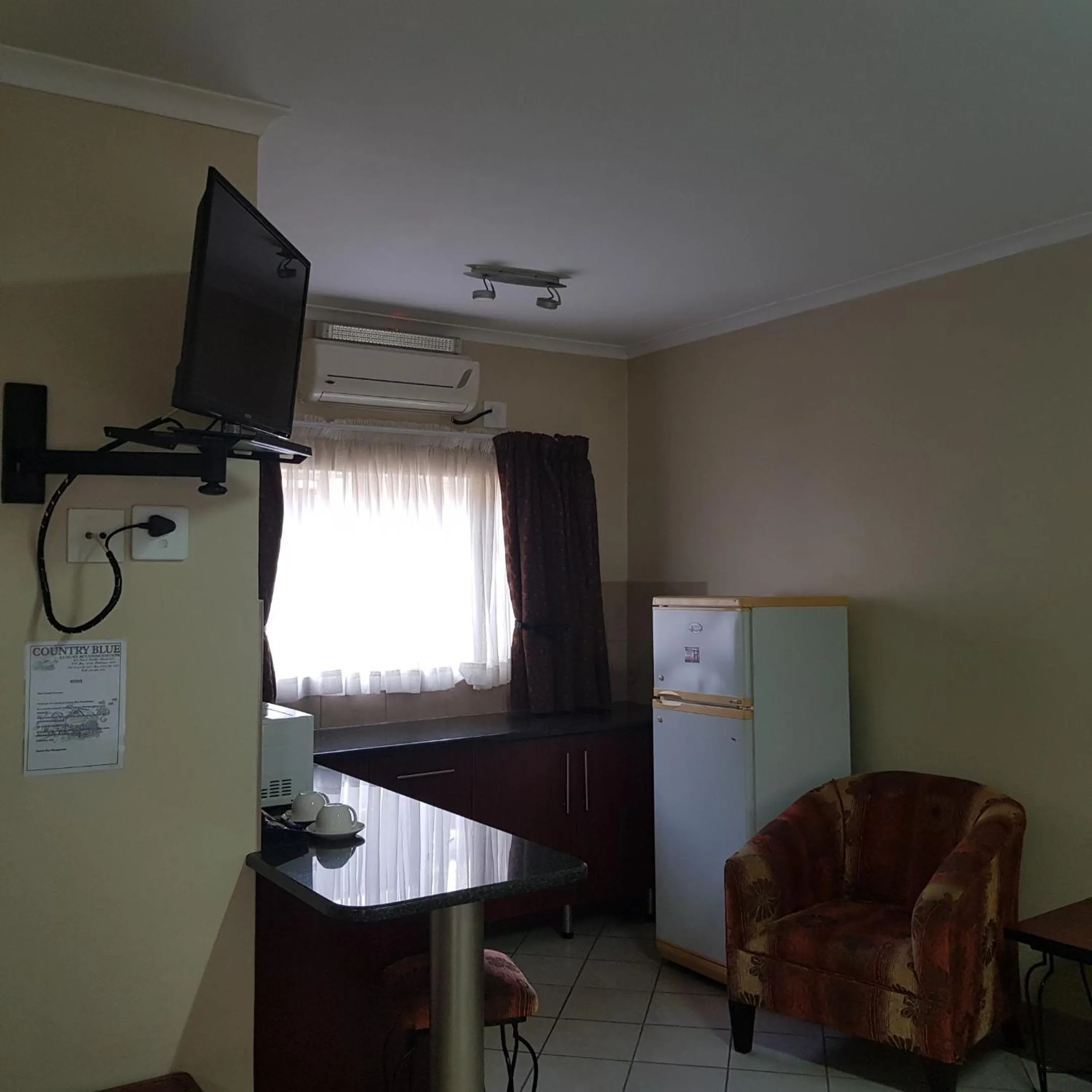 Country Blue Luxury Guest House