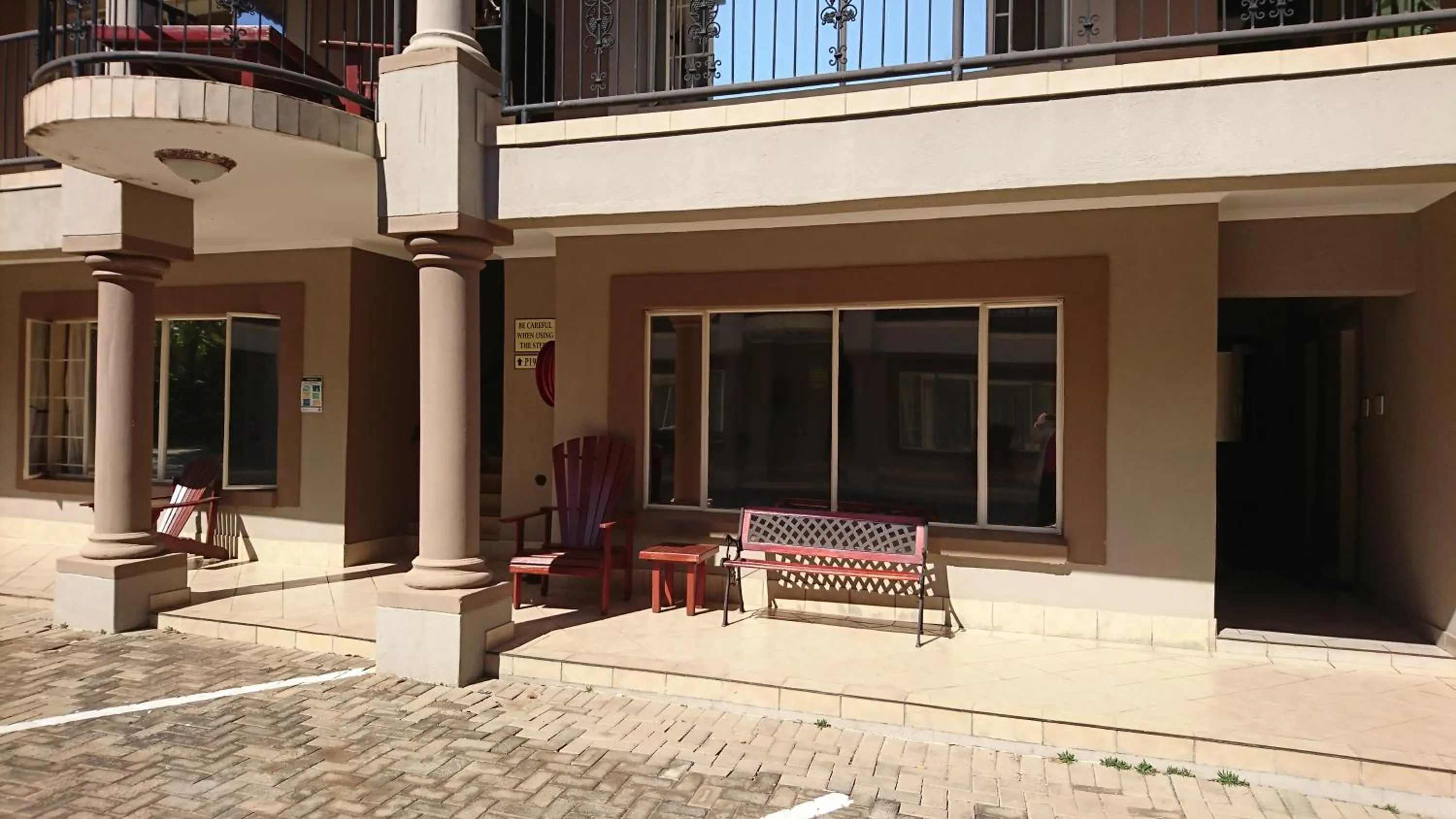 Country Blue Luxury Guest House