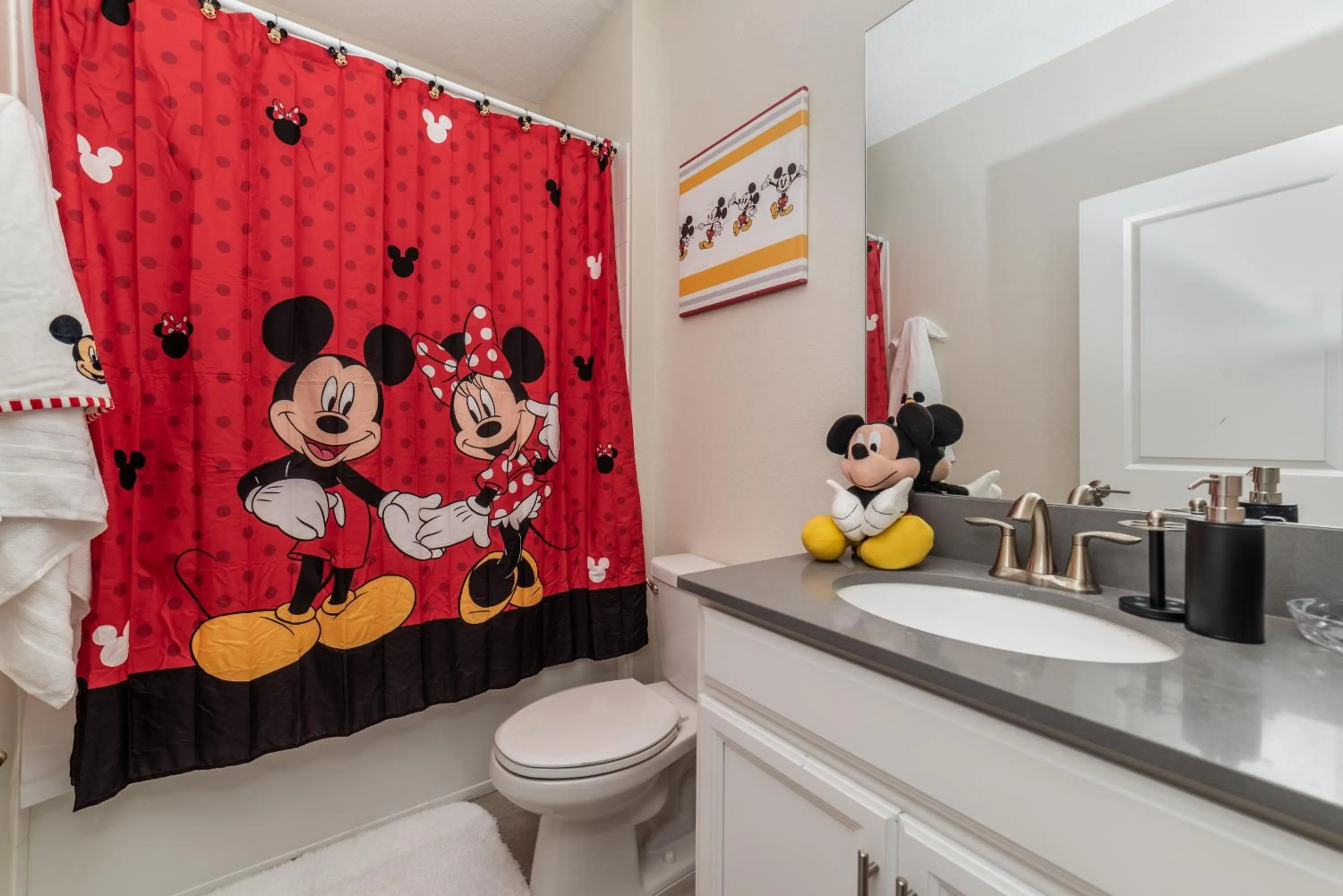 Villa wPrivate Pool &Themed Rooms, near Disney