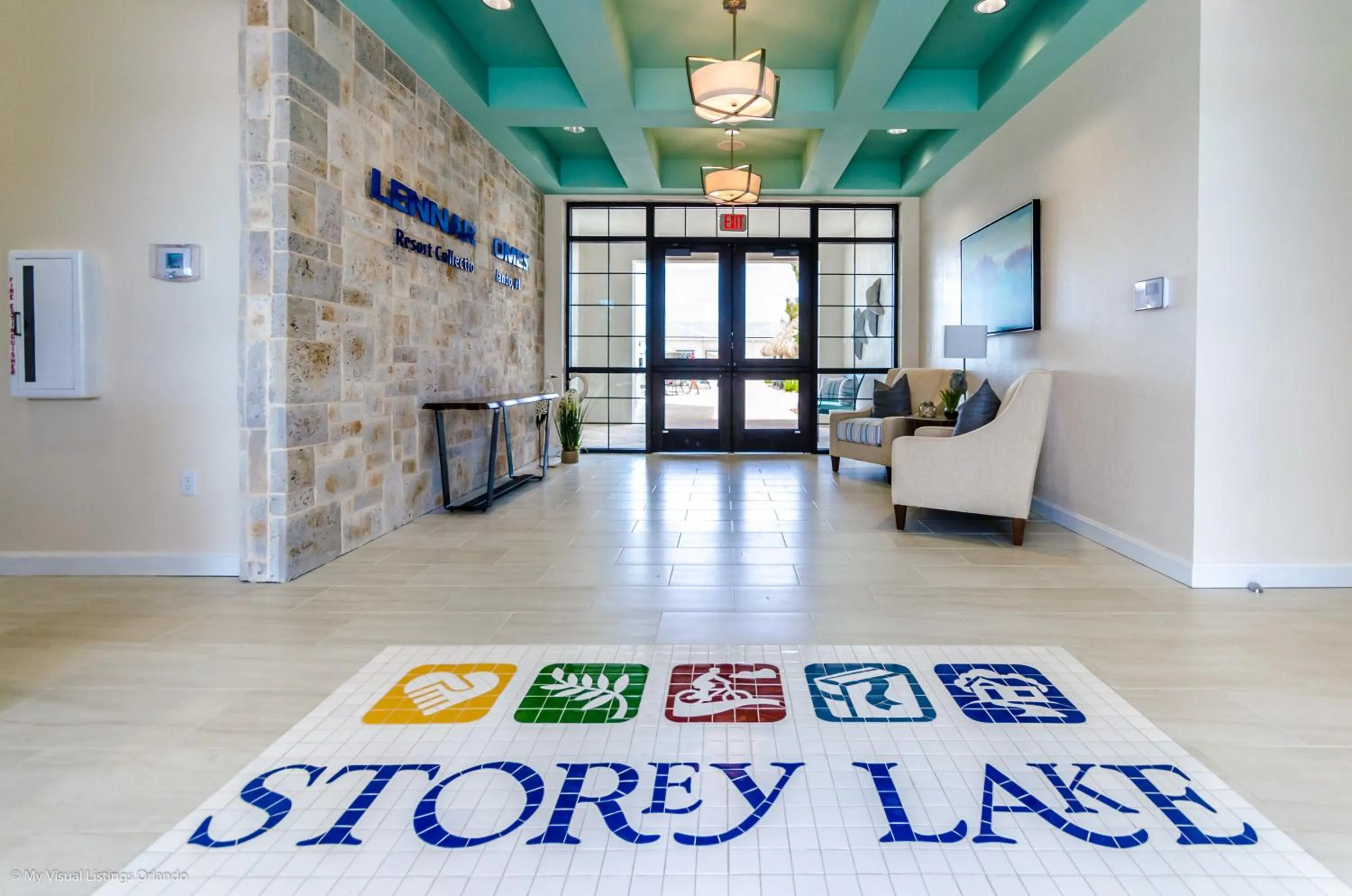 Updated Condo, 5 mi to Disney, On-site Water Park