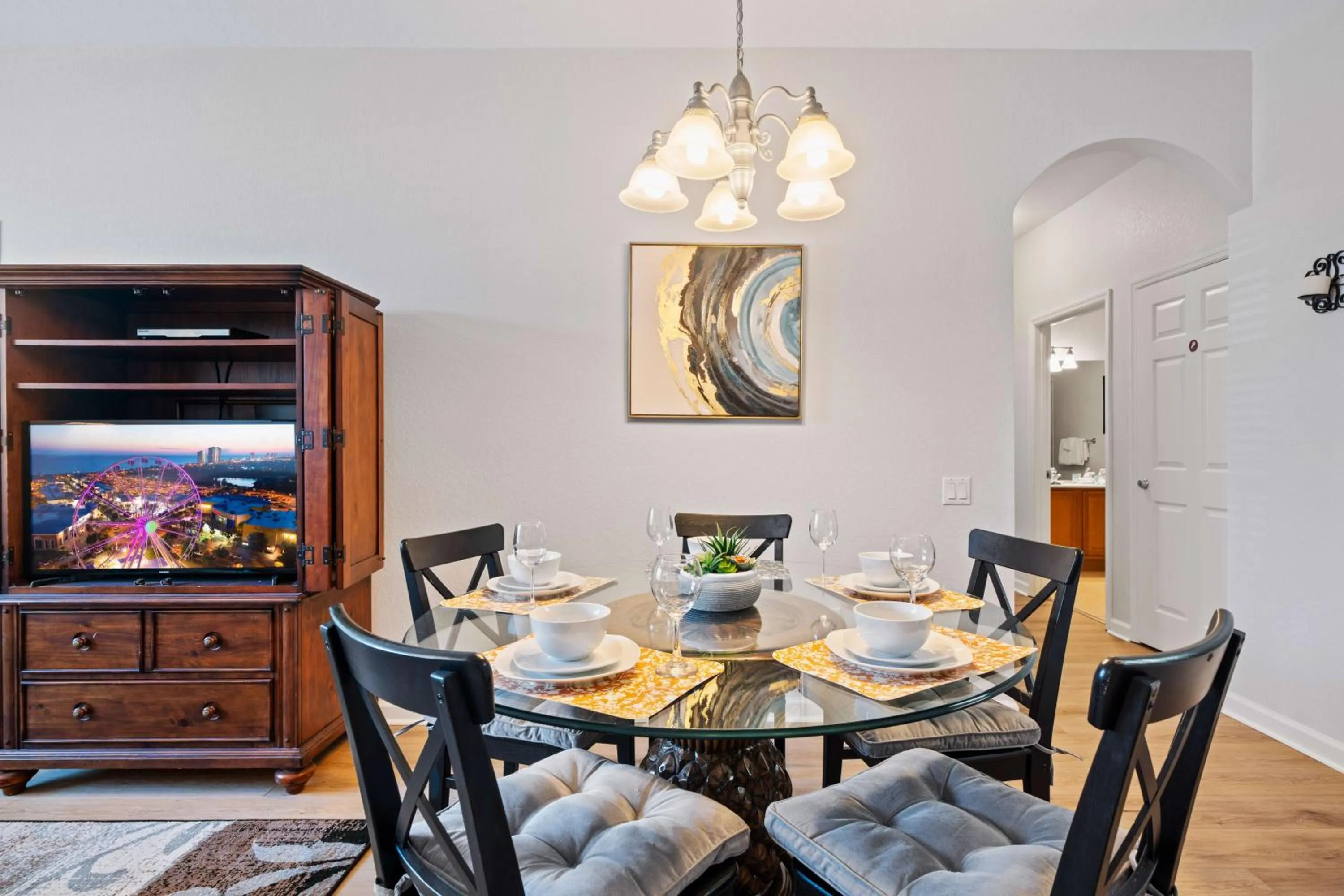 Renovated Condo by Convention Center & I-Drive