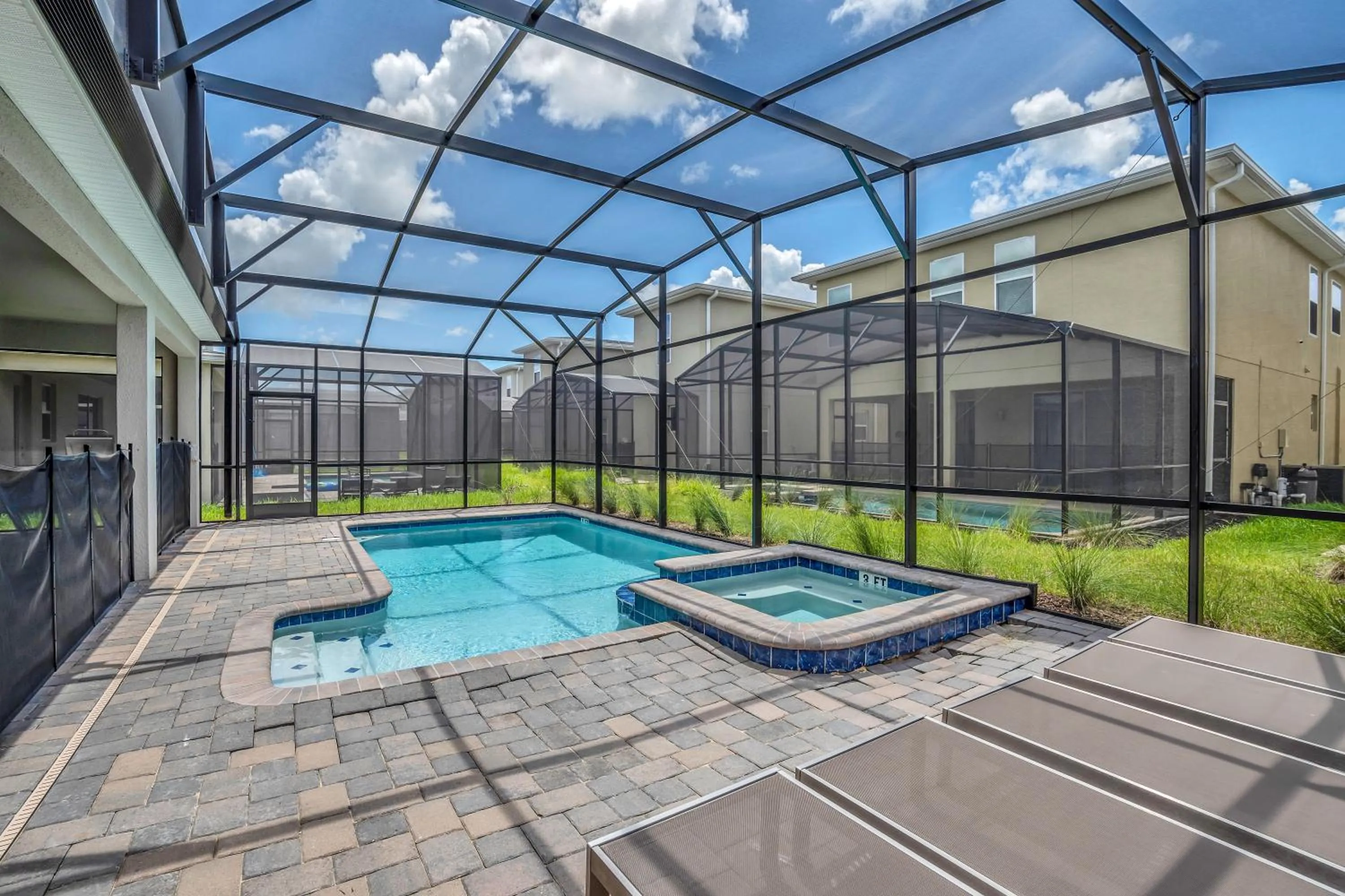 VILLA wPrivate Pool & Game Room near Disney