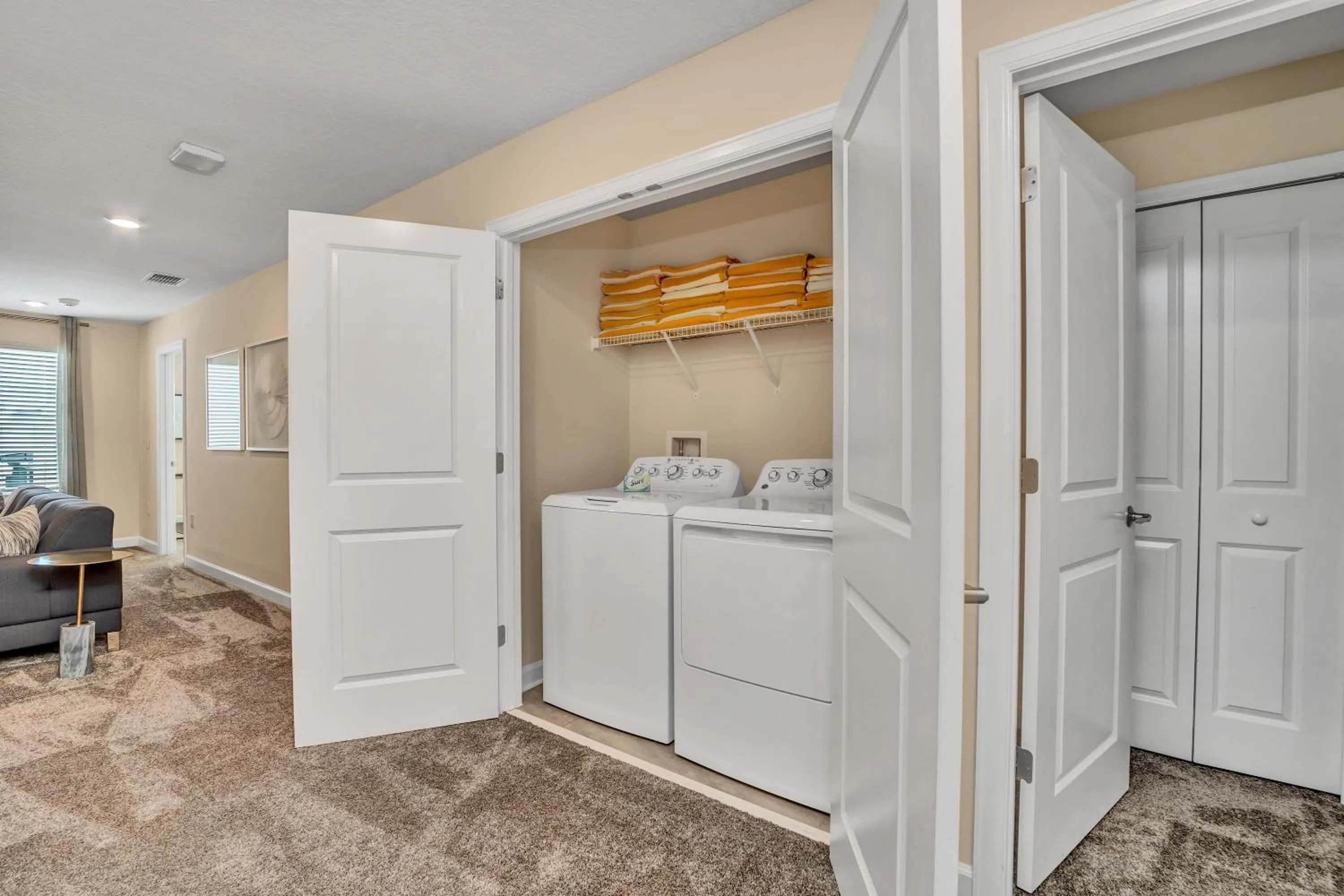 VILLA wPrivate Pool & Game Room near Disney