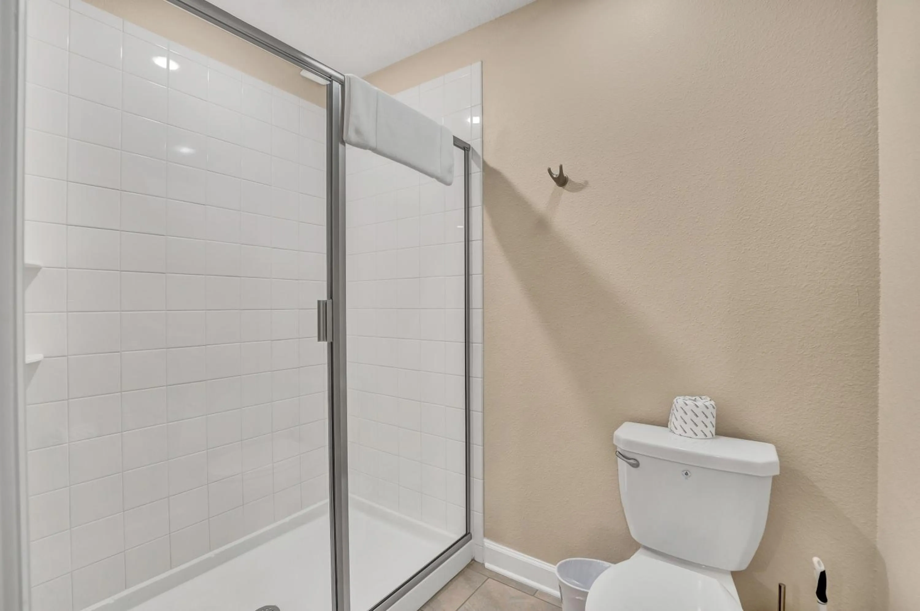 VILLA wPrivate Pool & Game Room near Disney