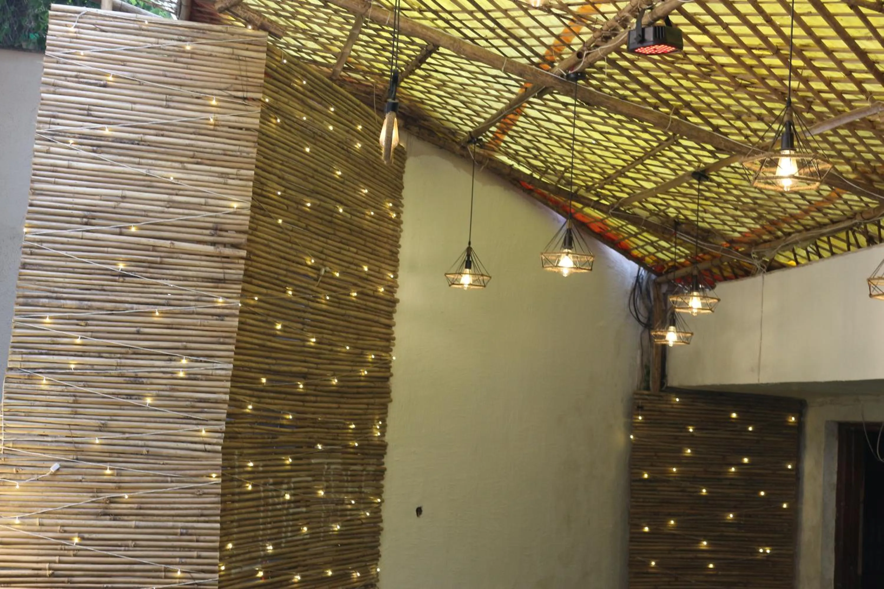 Property building in Lime Tree Hotel Sushant Lok Gurgaon Sector 29 Next to IFFCO CHOWK metro