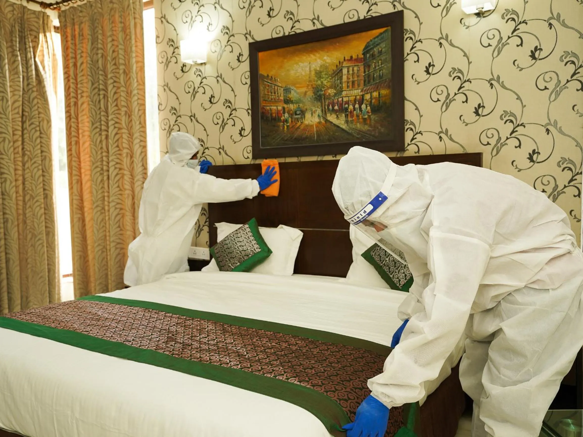 Staff, Bed in Lime Tree Hotel Sushant Lok Gurgaon Sector 29 Next to IFFCO CHOWK metro