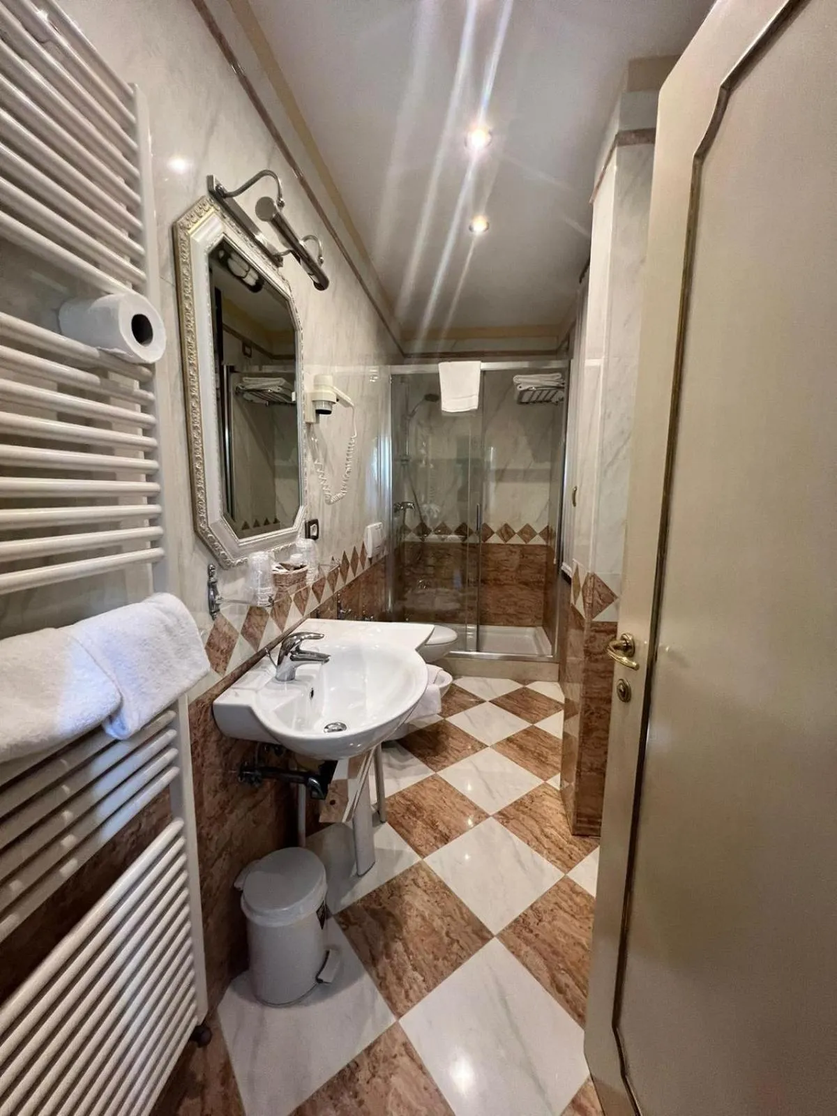 Bathroom in Hotel Ca' Dogaressa